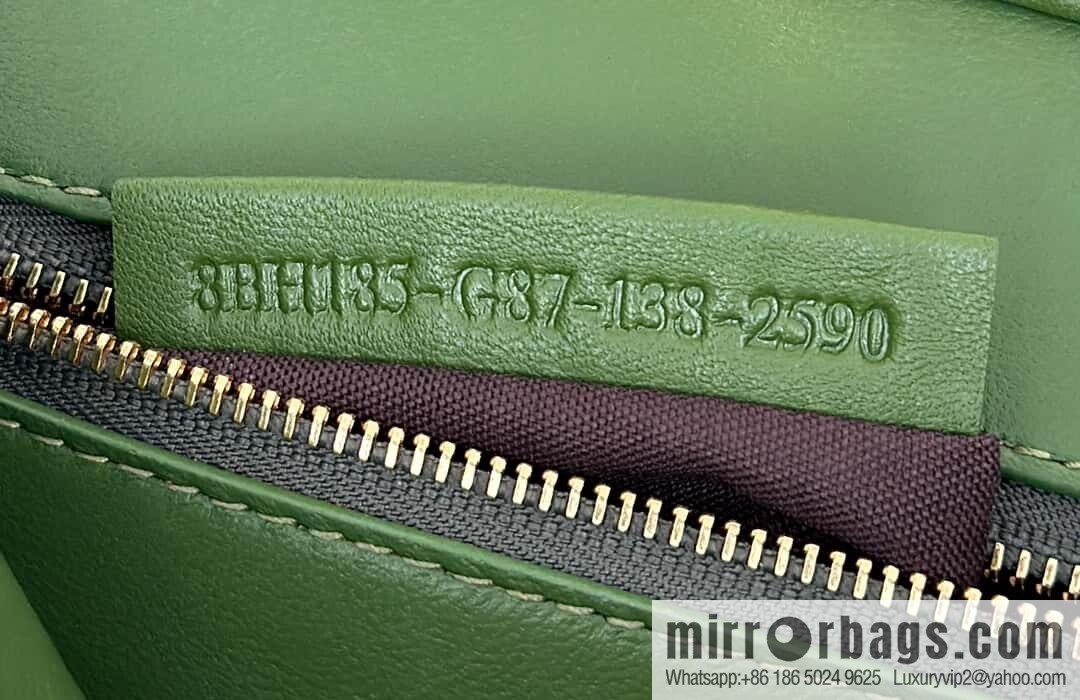 FENDI peekaboo series, model number: 8383 green