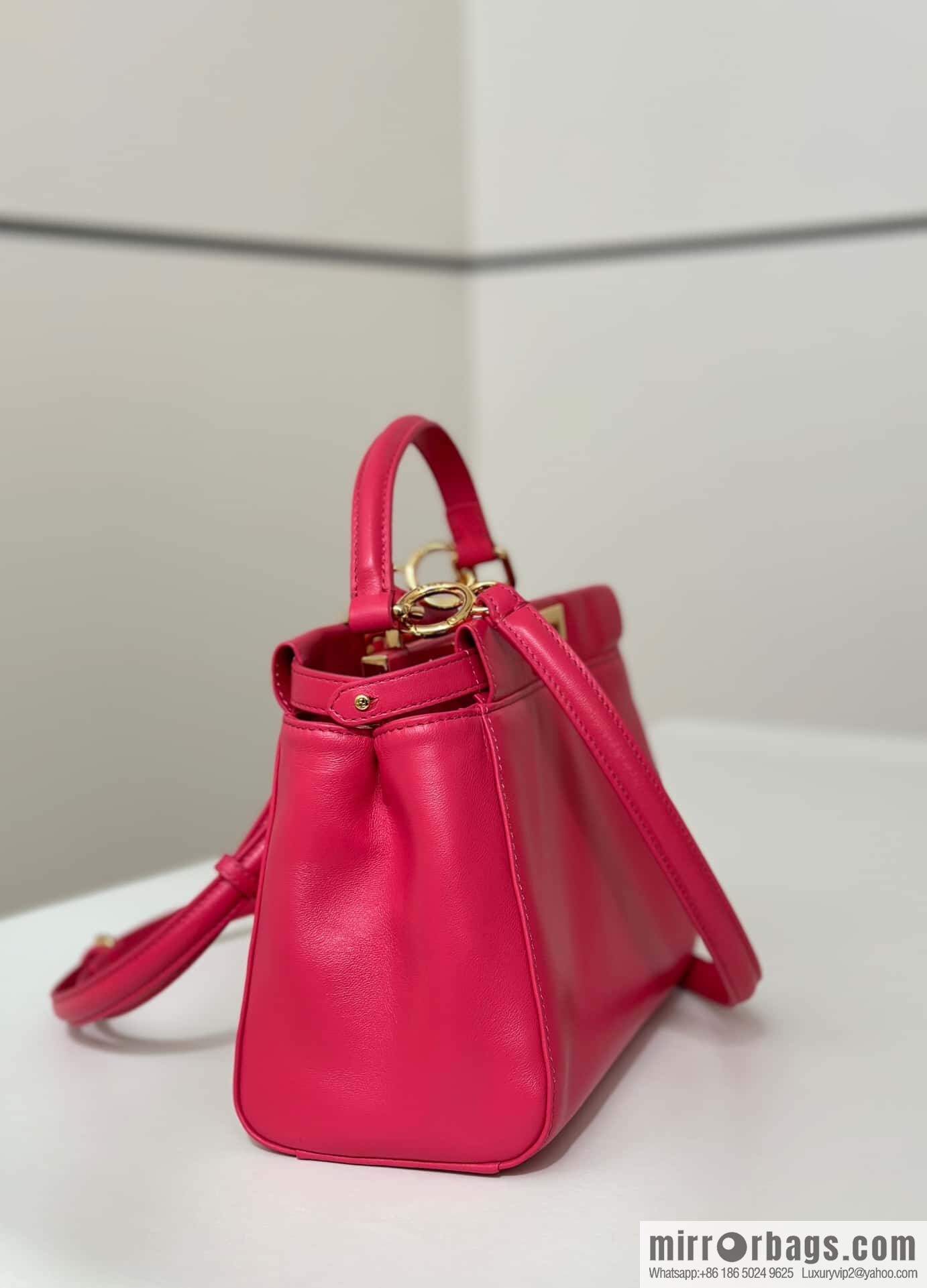 FENDI peekaboo series, model number: 8315 rose red