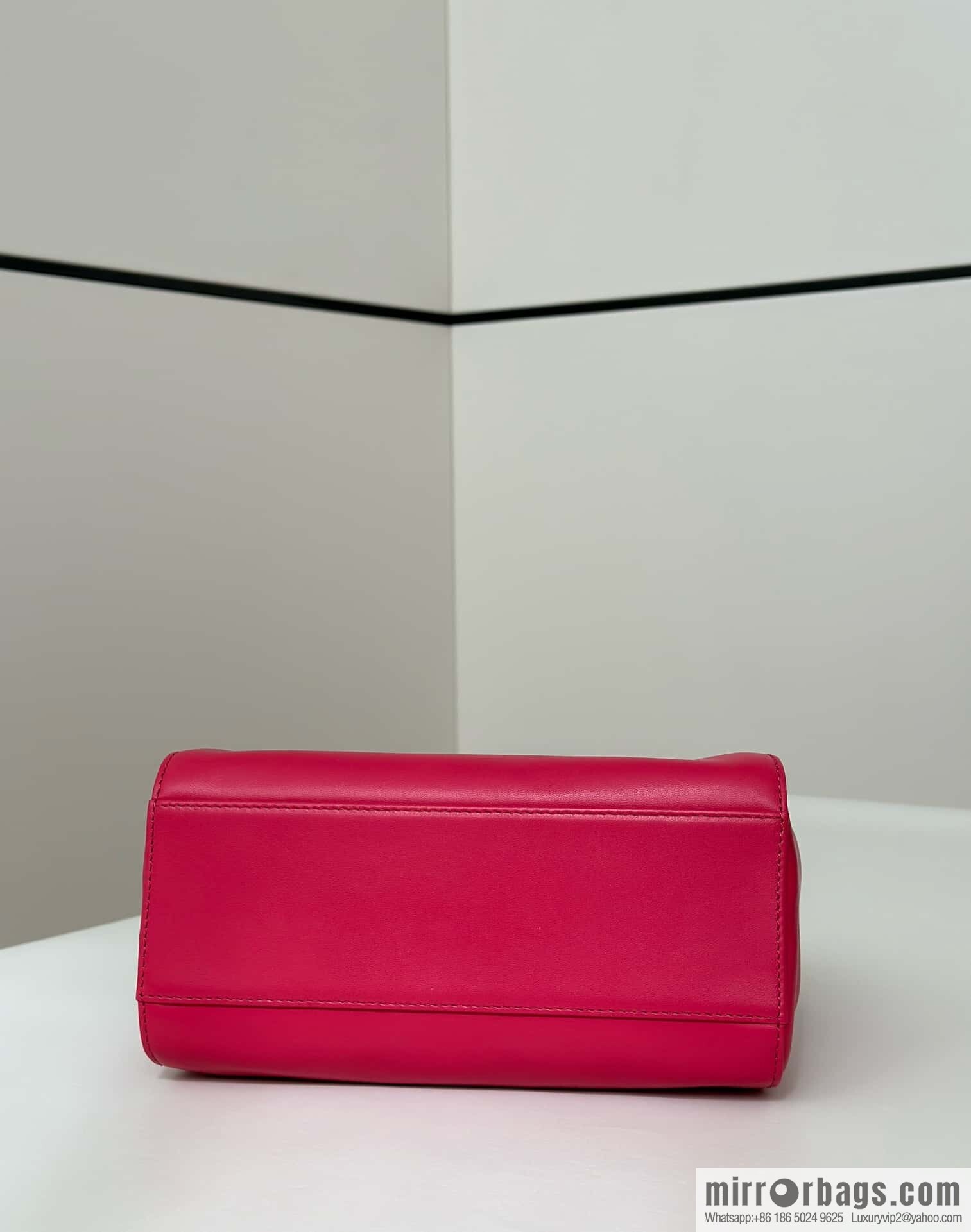 FENDI peekaboo series, model number: 8315 rose red