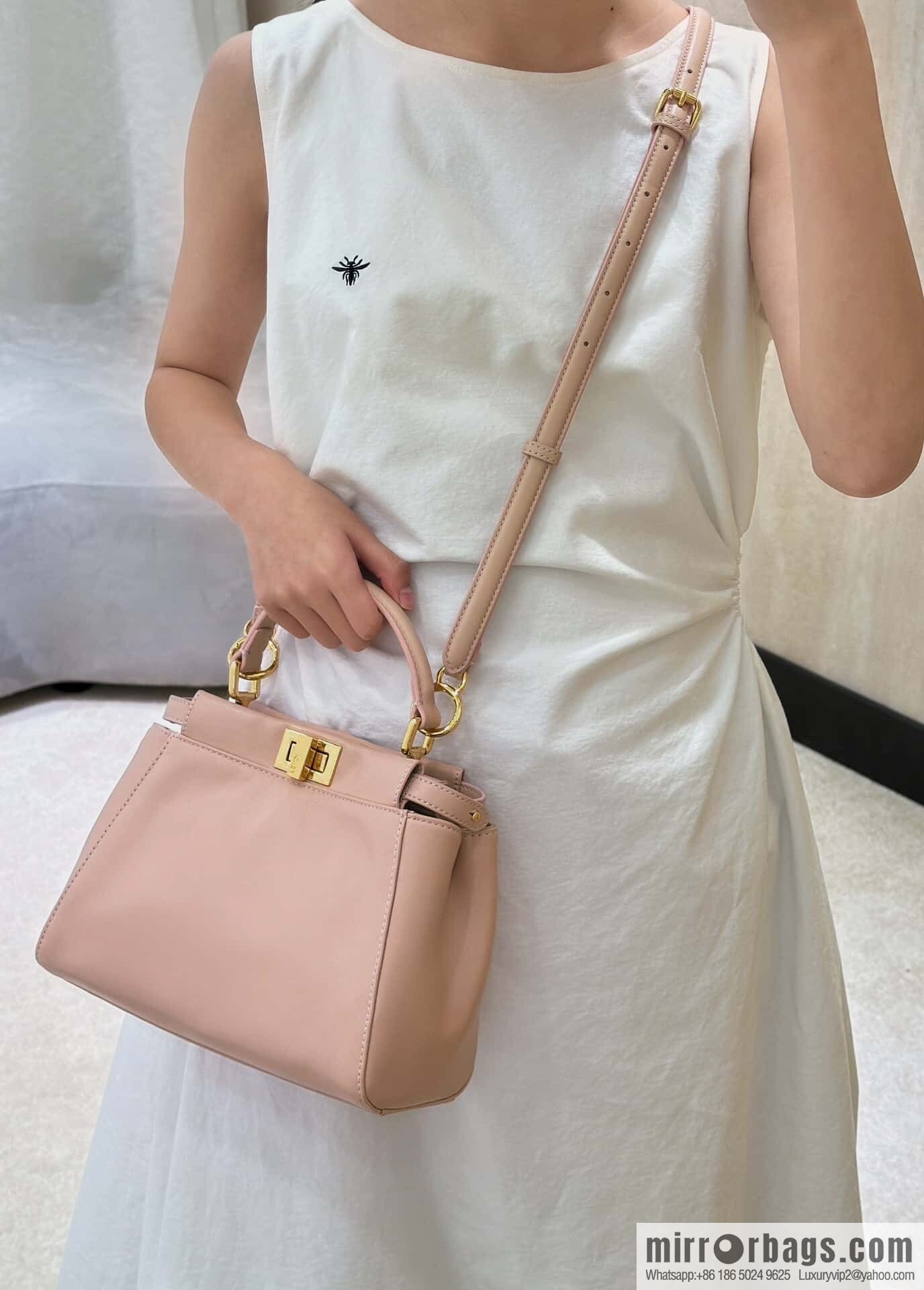 FENDI peekaboo series, model number: 8315 pink.