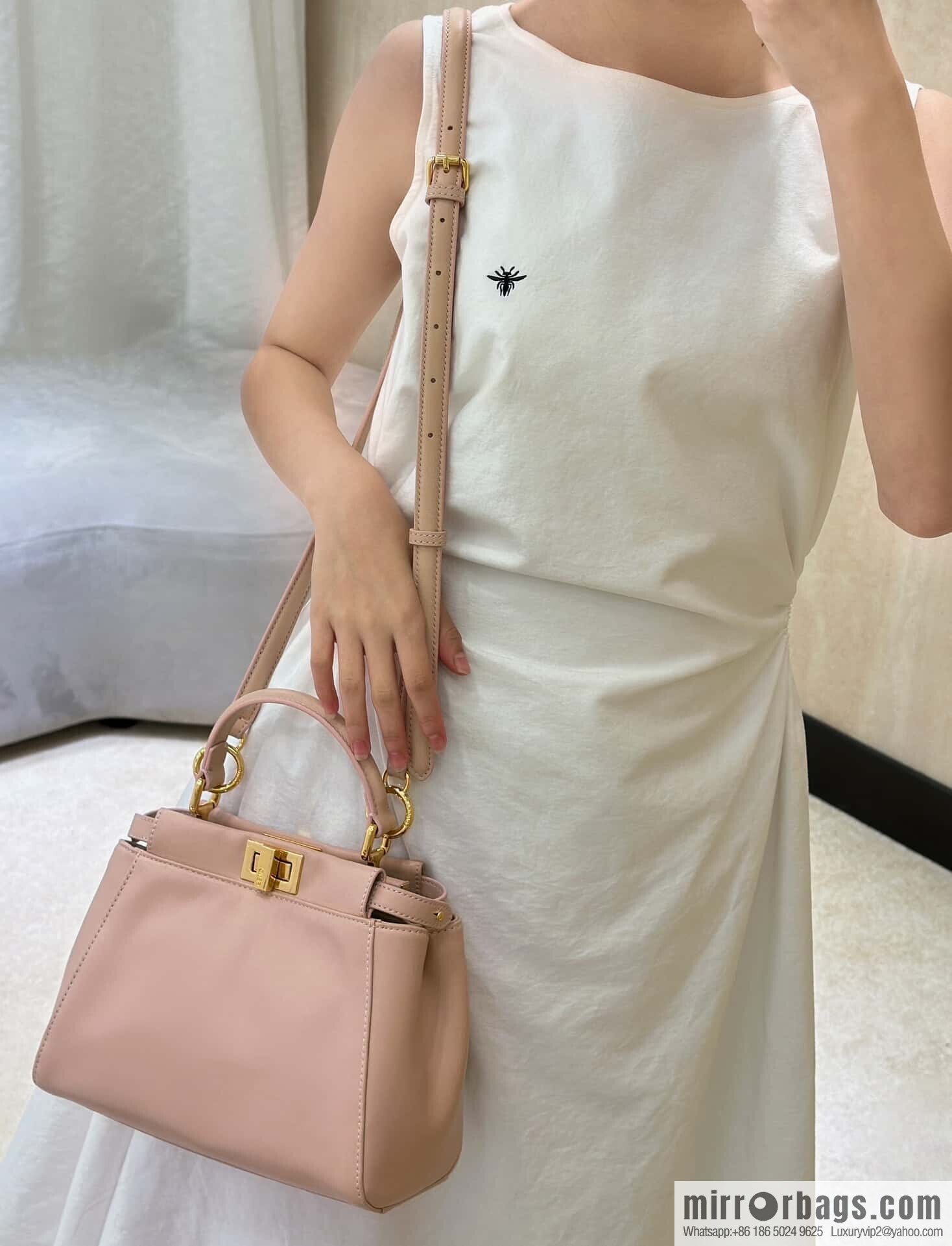 FENDI peekaboo series, model number: 8315 pink.