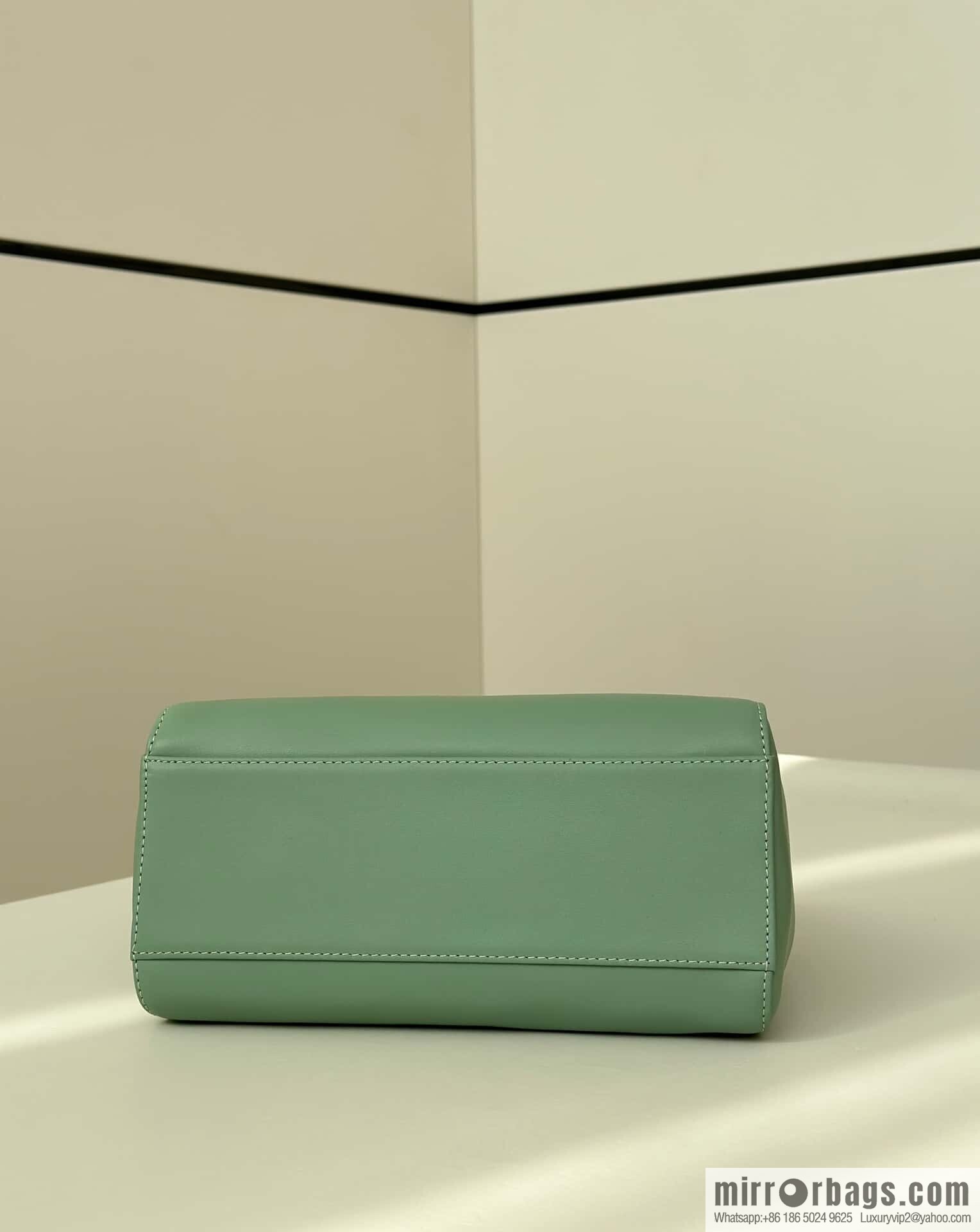FENDI peekaboo series, model number: 8315 green