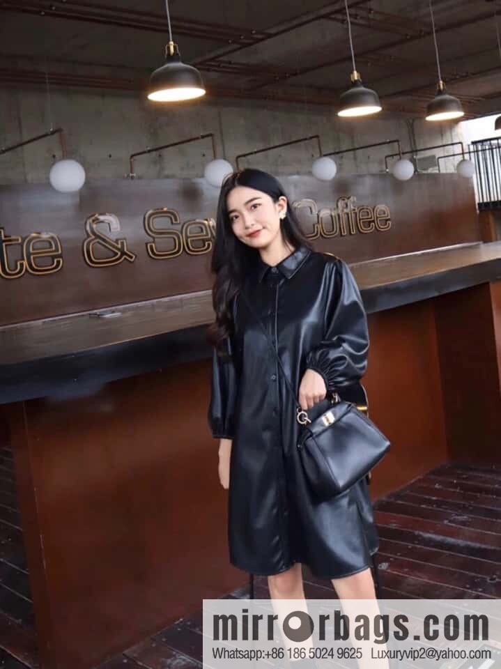 FENDI peekaboo series, model number: 2590 black