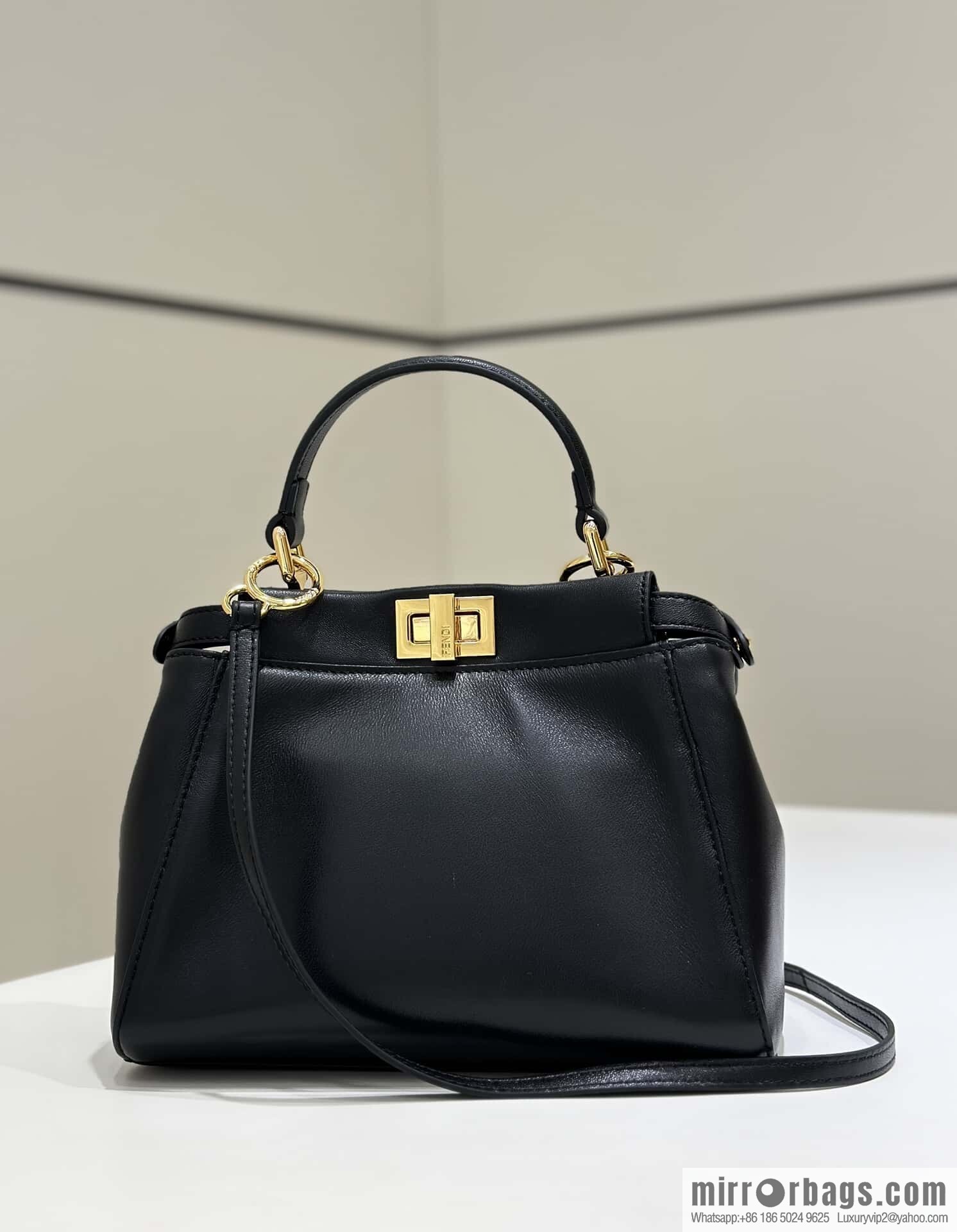 FENDI peekaboo series, model number: 2590 black