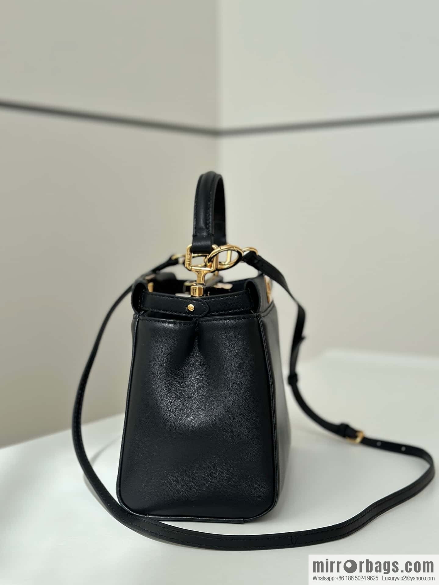 FENDI peekaboo series, model number: 2590 black