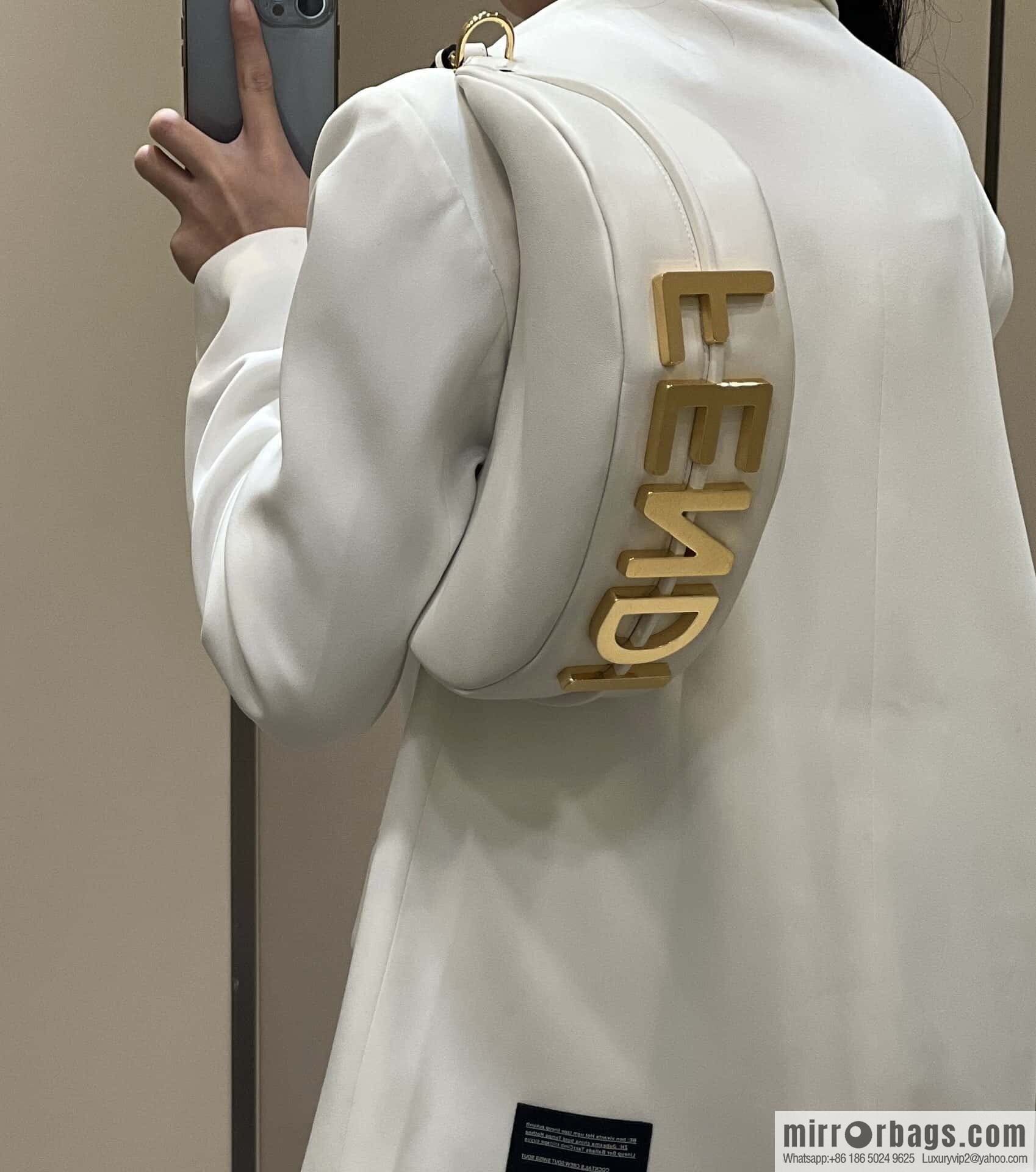FENDI Fendigraphy armpit bag, model number: 80056m white