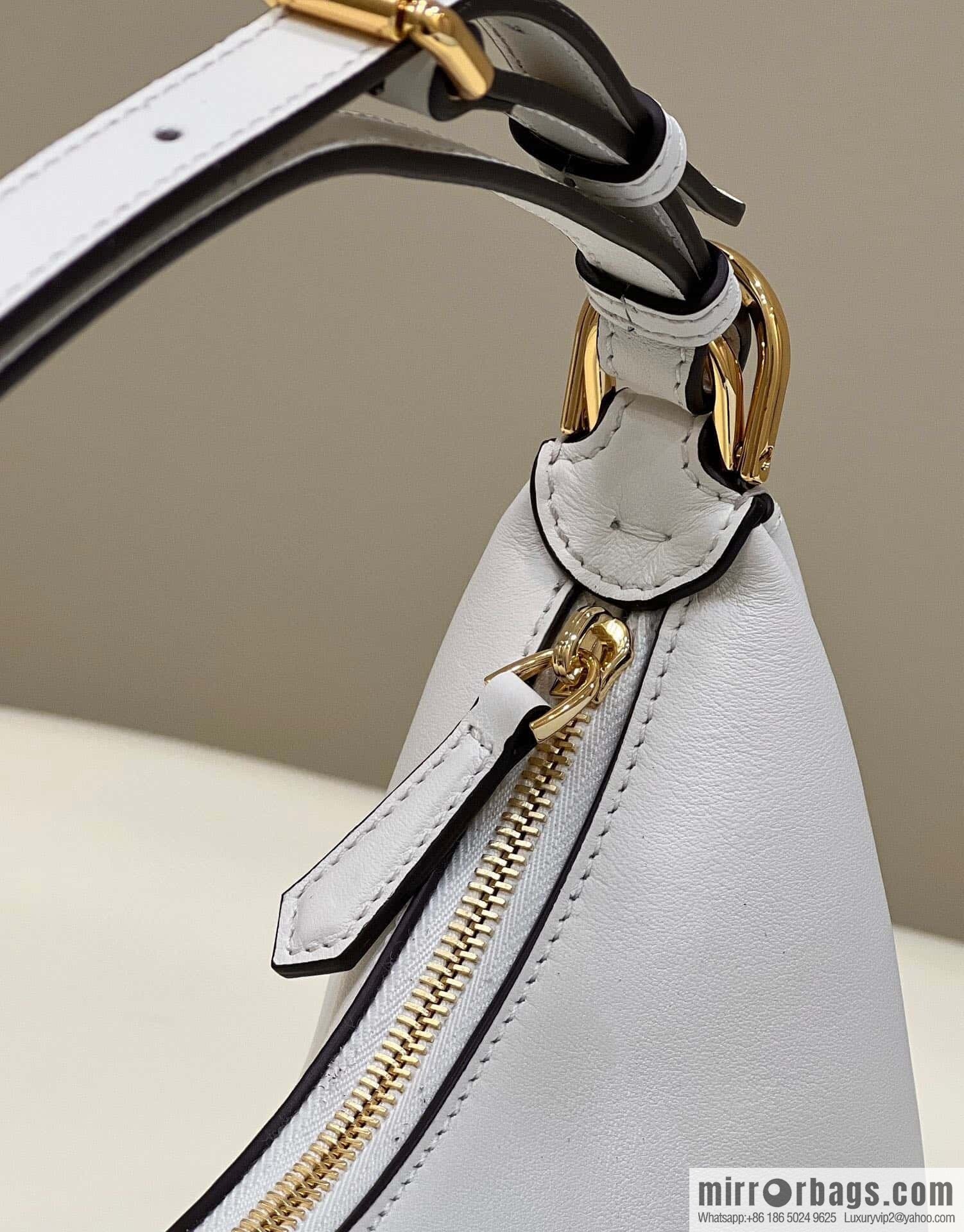 FENDI Fendigraphy armpit bag, model number: 80056m white
