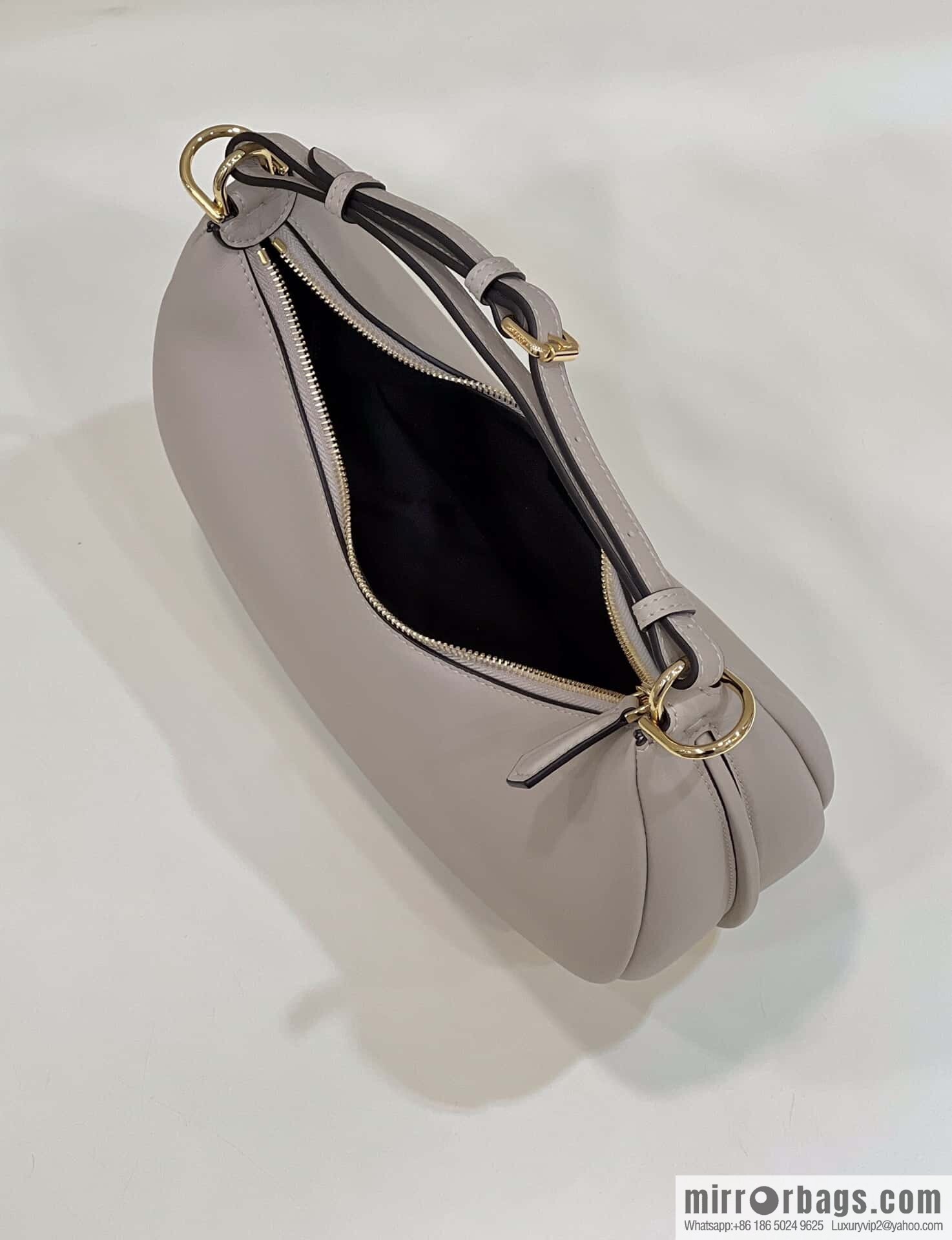 FENDI Fendigraphy armpit bag, model number: 80056m light gray