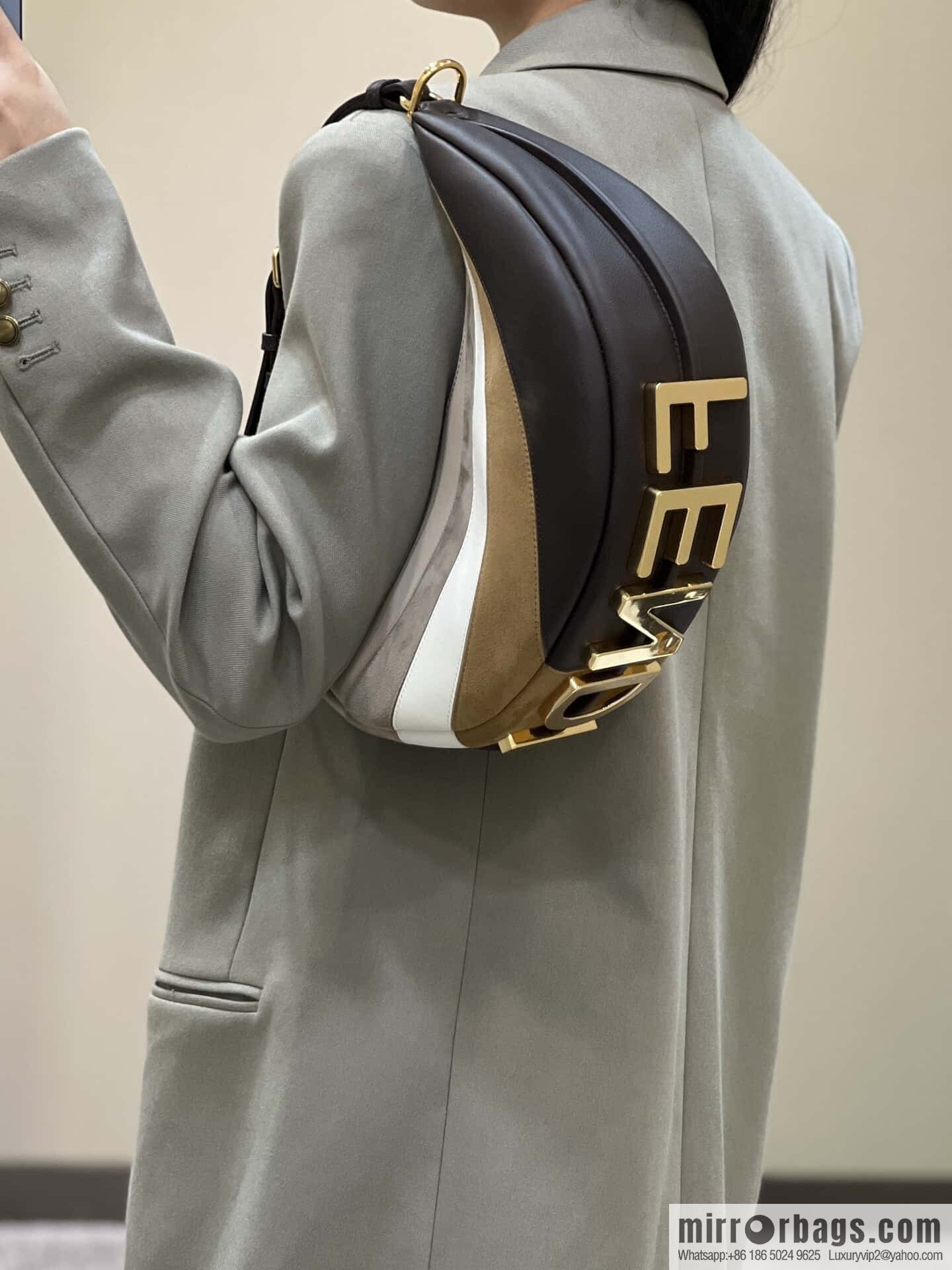 FENDI Fendigraphy armpit bag, model number: 80056m color matching