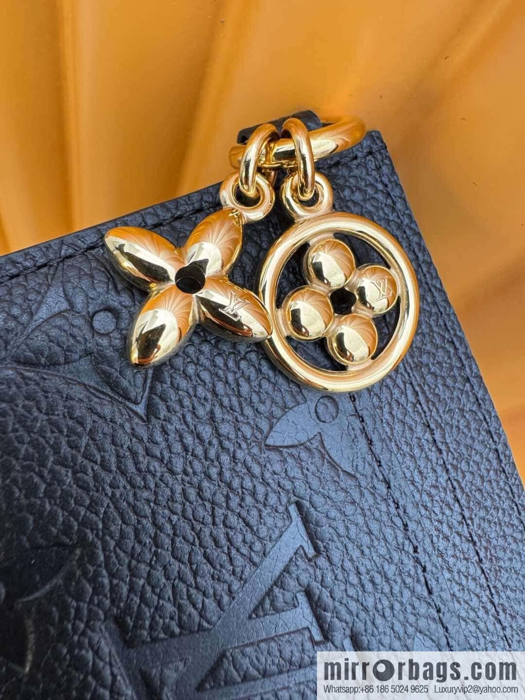 LV M82132 [Official all-steel chip version]