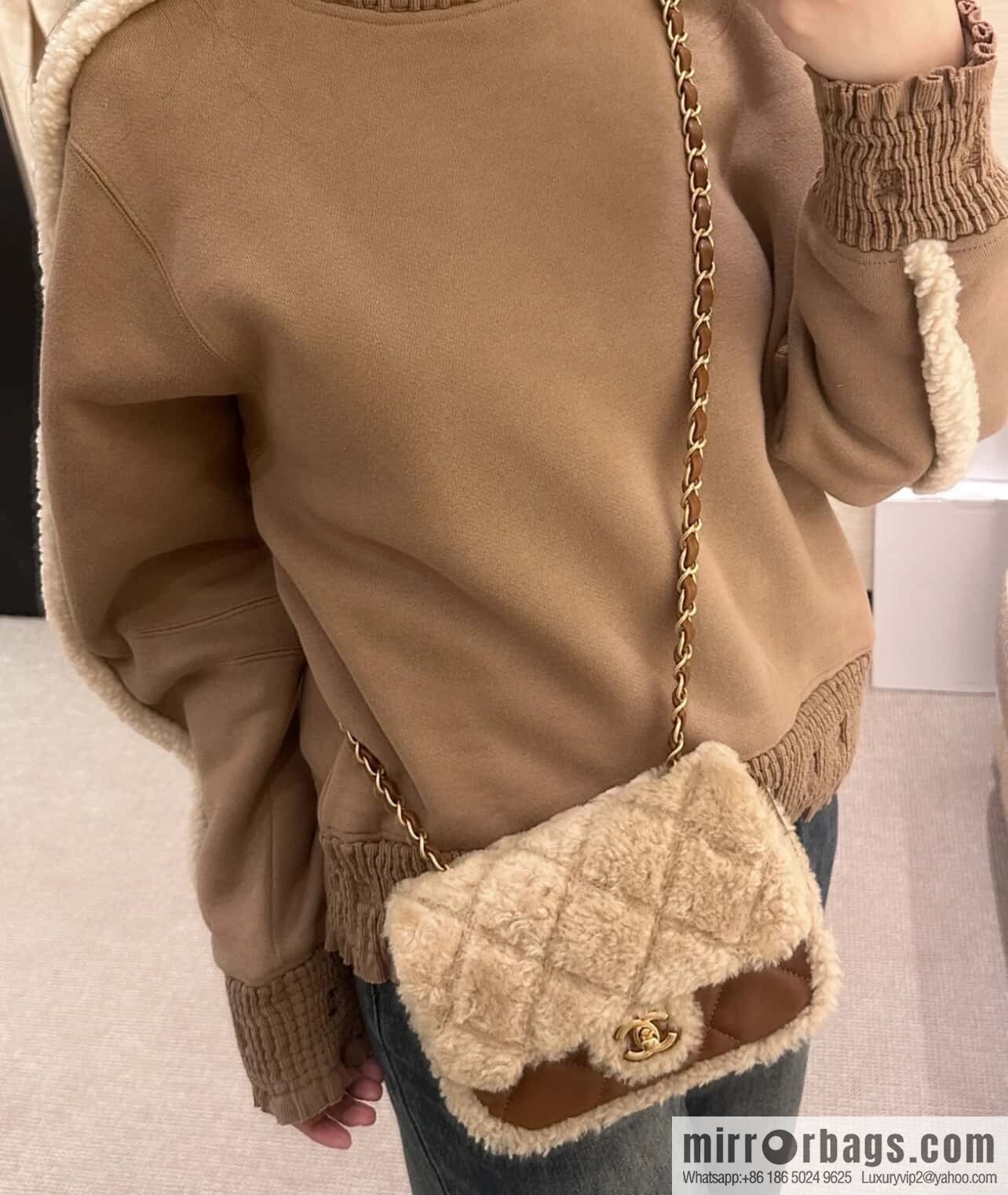 ๐๐ต๐ฎ๐ป๐ฒ๐น ๐ฎ๐ฐ๐ธ catwalk model | Teddy bear ๐งธ lamb wool S AS5148