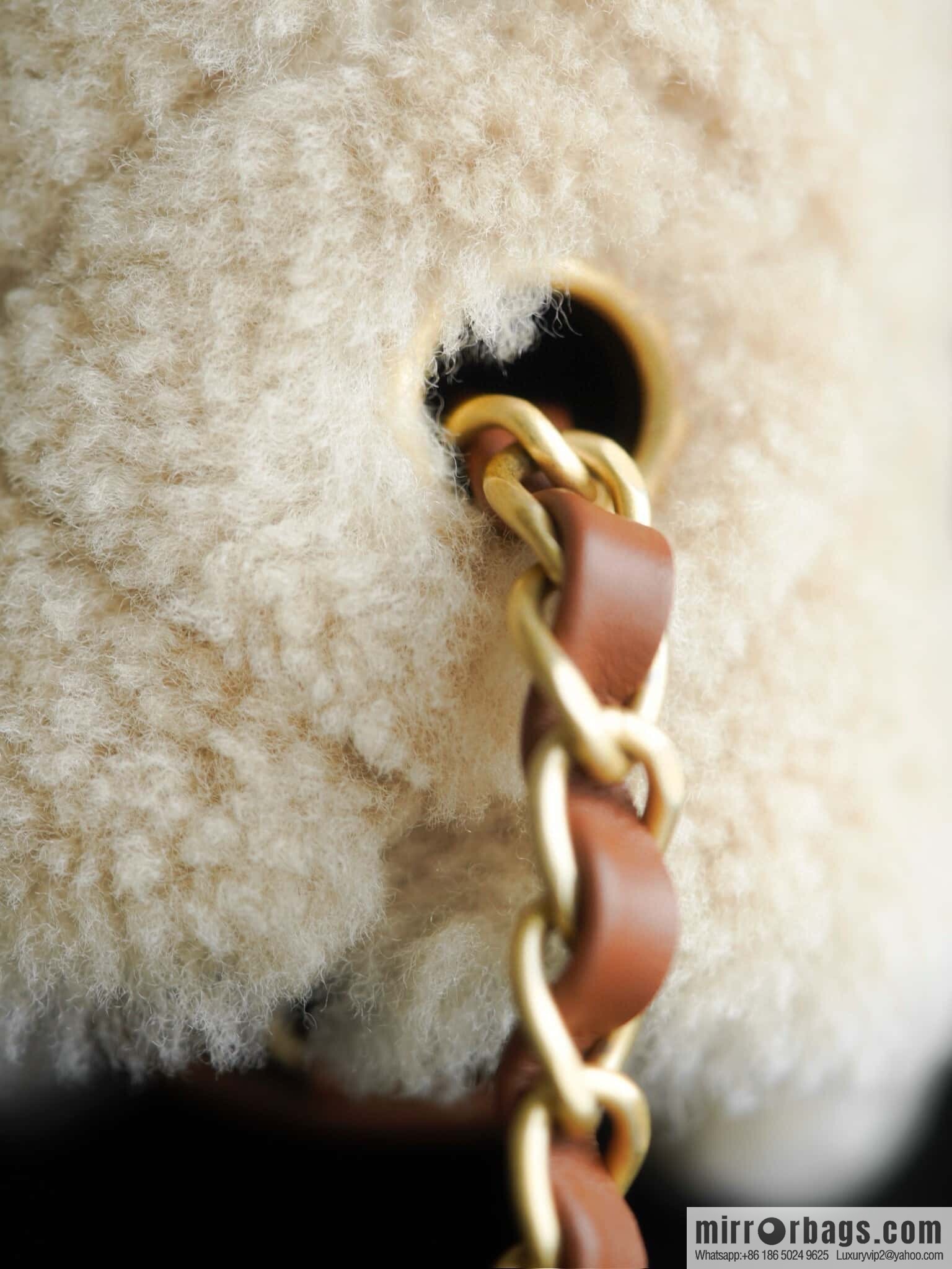๐๐ต๐ฎ๐ป๐ฒ๐น ๐ฎ๐ฐ๐ธ catwalk model | Teddy bear ๐งธ lamb wool S AS5148
