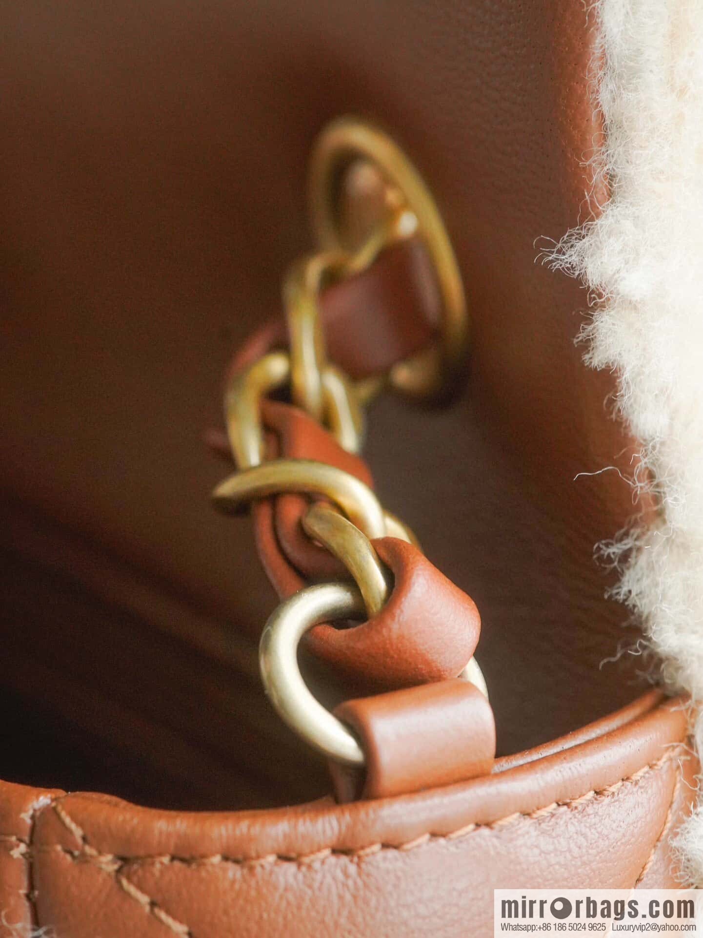 ๐๐ต๐ฎ๐ป๐ฒ๐น ๐ฎ๐ฐ๐ธ catwalk model | Teddy bear ๐งธ lamb wool S AS5148