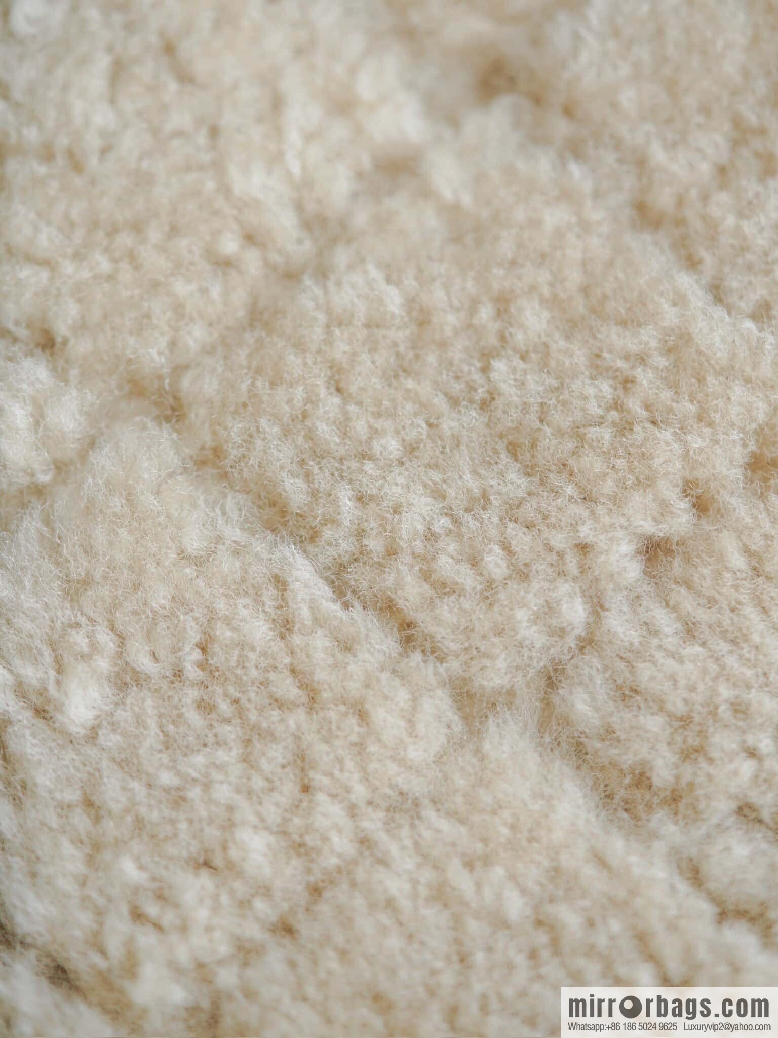 ๐๐ต๐ฎ๐ป๐ฒ๐น ๐ฎ๐ฐ๐ธ catwalk model | Teddy bear ๐งธ lamb wool S AS5148
