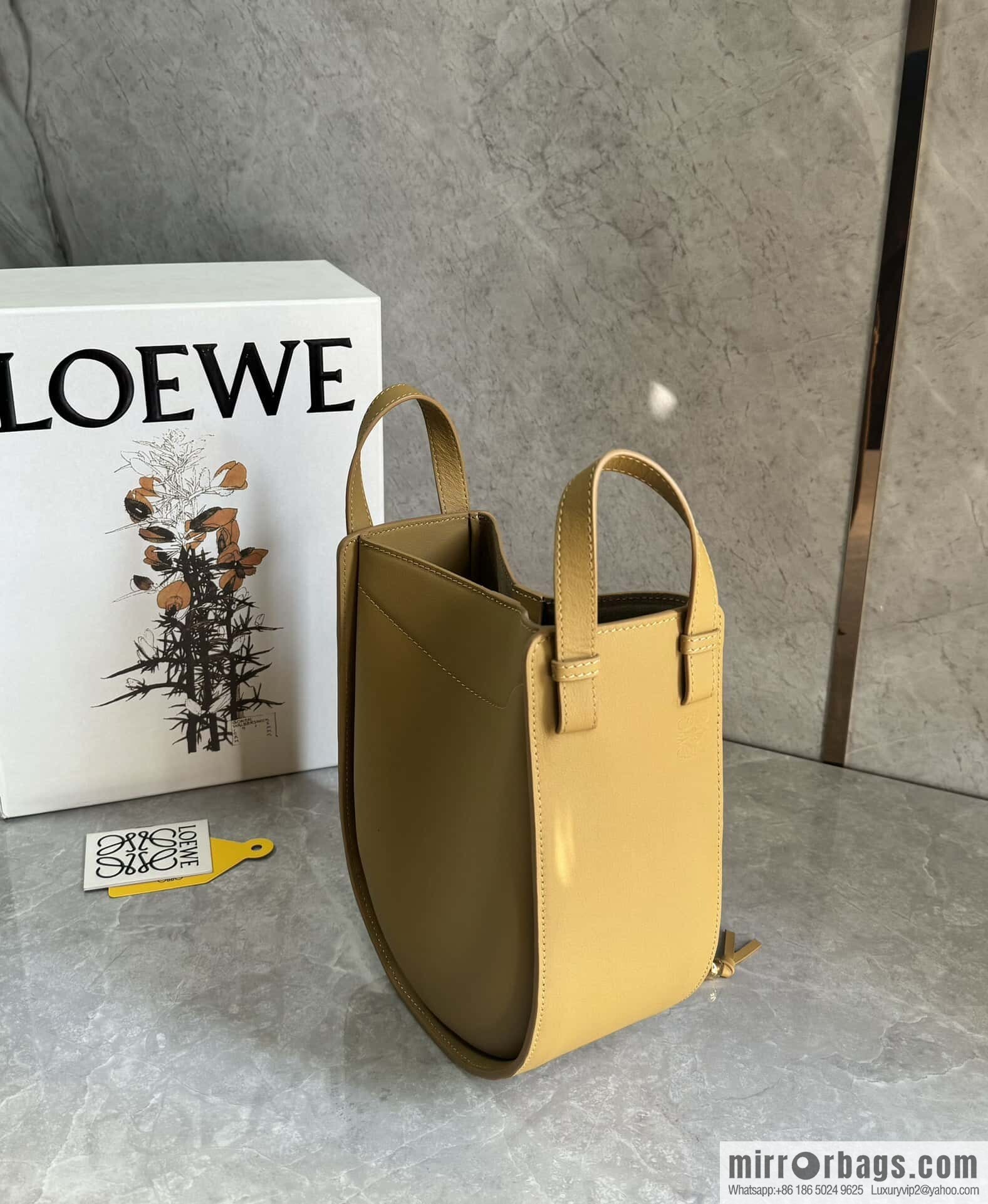 LOEWE new hammock arrival 🎉 0683 yellow