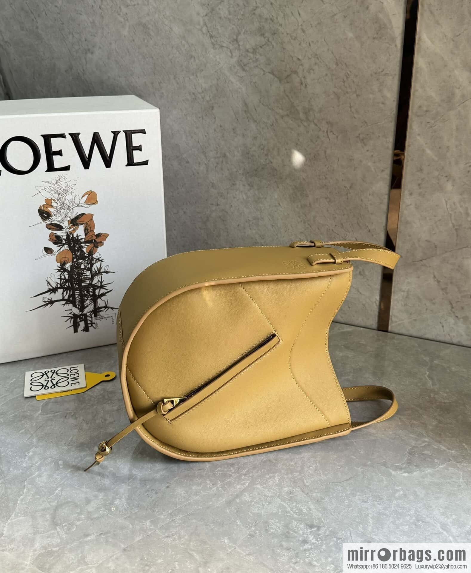 LOEWE new hammock arrival 🎉 0683 yellow