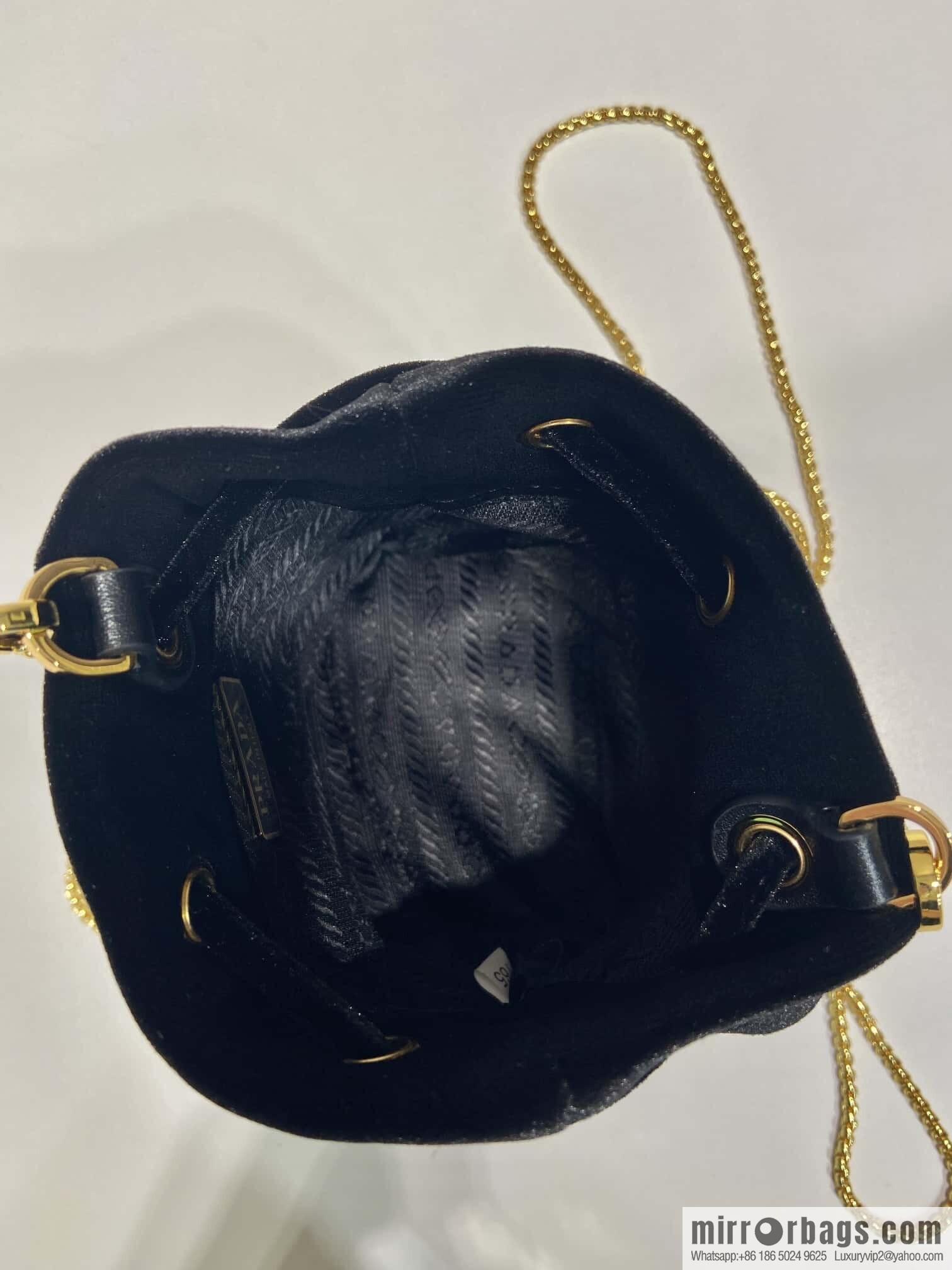 PRADA 🎉 Velvet Bucket 🎉 1NR016 Velvet🎉🎉