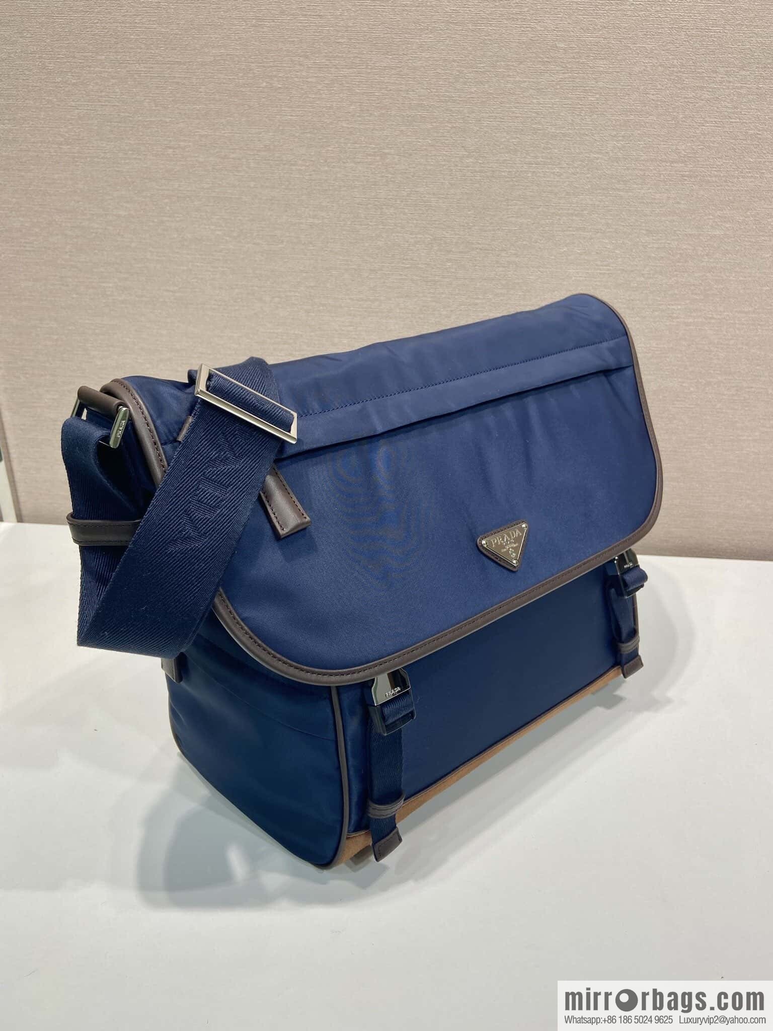 PRADA 🎉 new messenger bag 🎉 2VD052 large🎉🎉