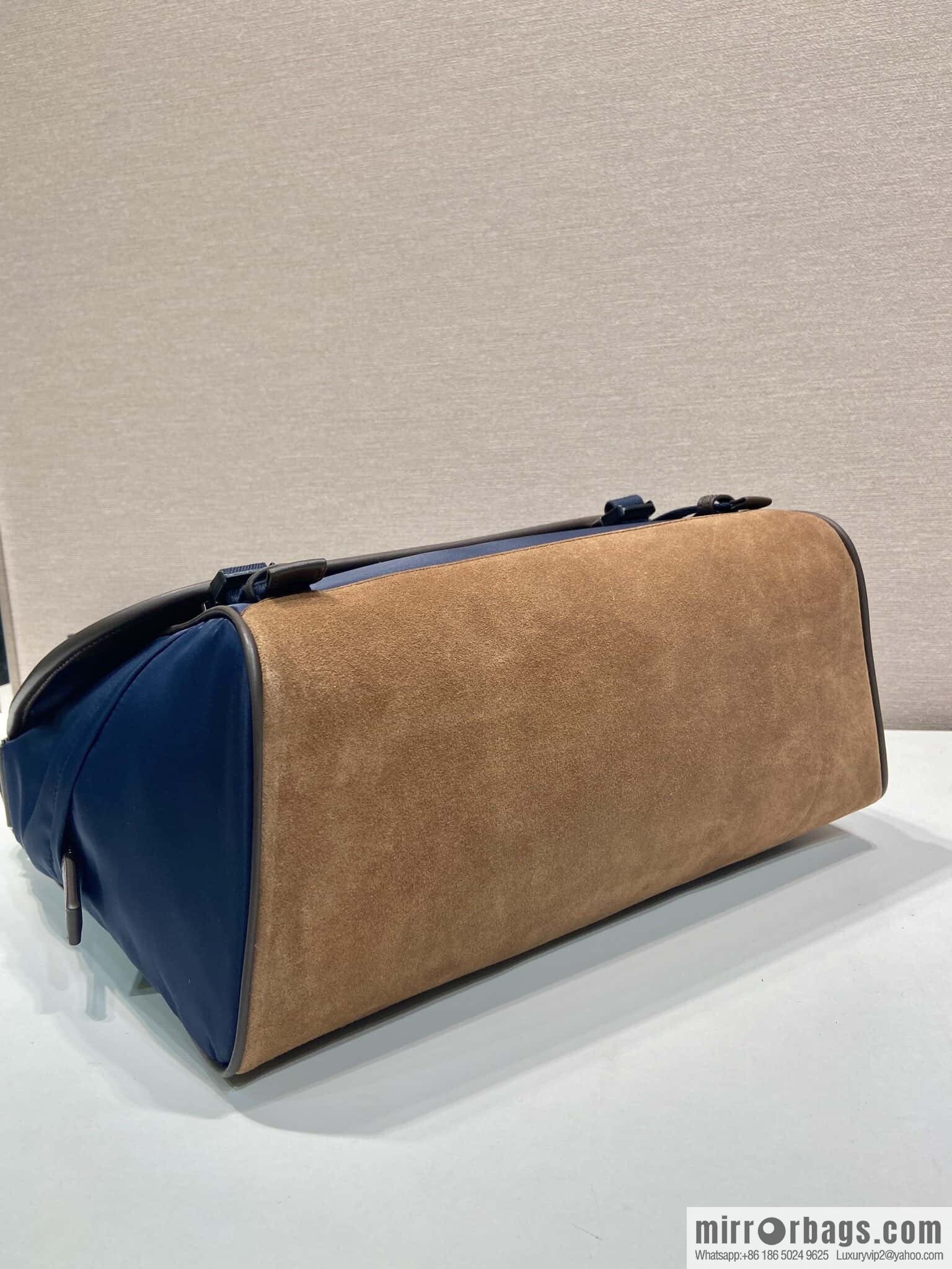 PRADA 🎉 new messenger bag 🎉 2VD052 large🎉🎉