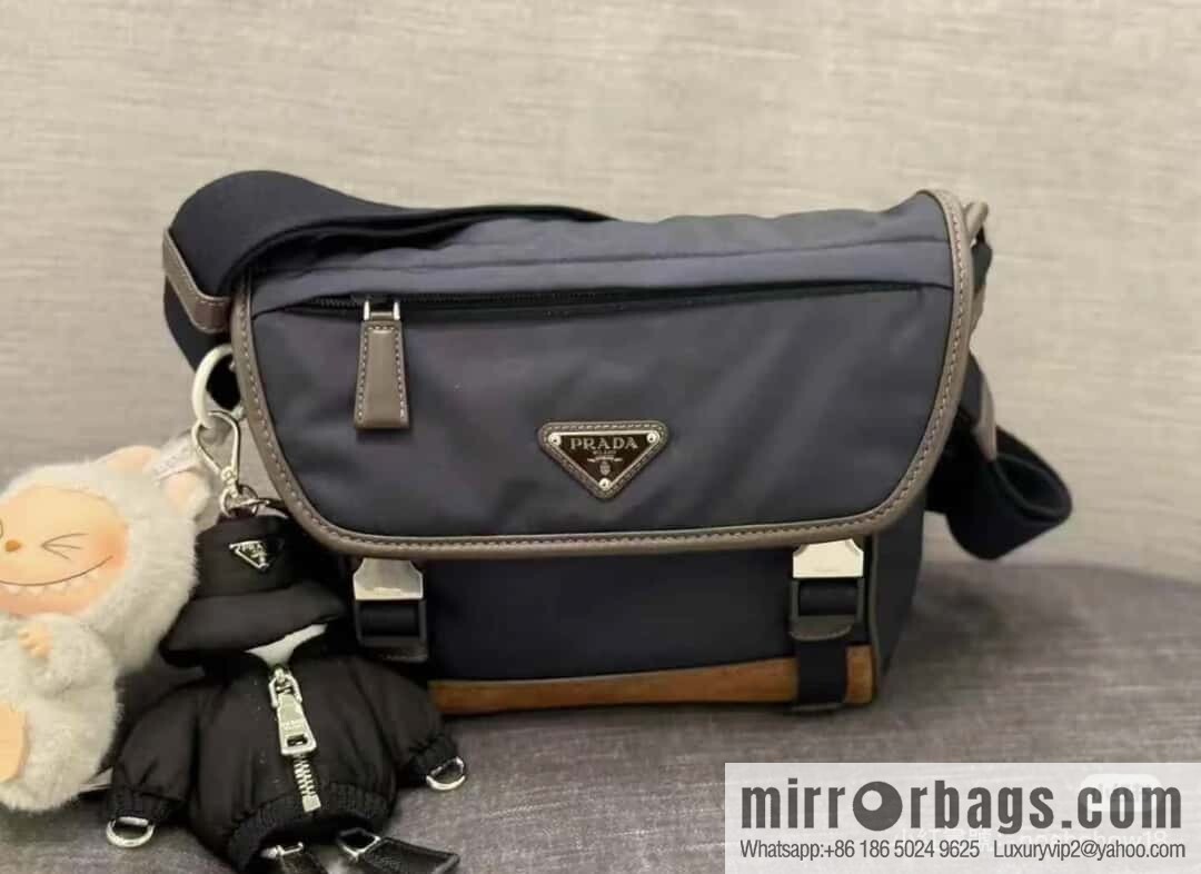 PRADA 🎉 new messenger bag 🎉 2VD066S🎉🎉
