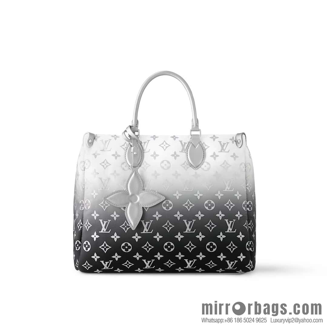 [Boutique‑grade] M11847 silver down, square bag series, this OnTheGo medium handbag.