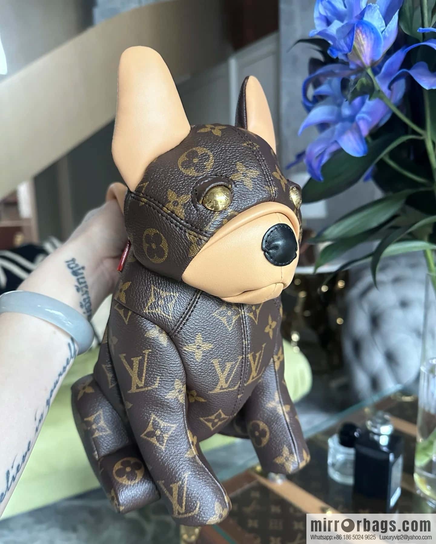 [Boutique‑grade] M12617 presbyopia, French Dou dog shoulder bag series, this Pooch Bag handbag