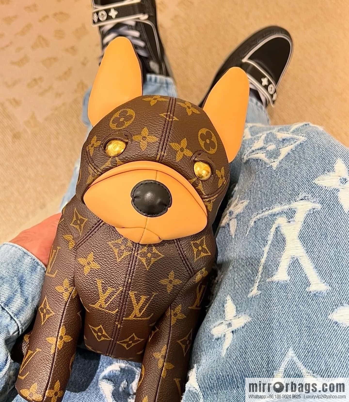 [Boutique‑grade] M12617 presbyopia, French Dou dog shoulder bag series, this Pooch Bag handbag