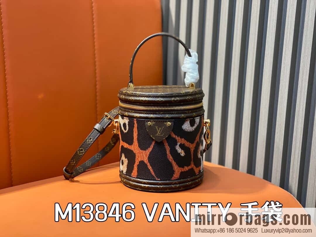 [Boutique‑grade] M13846 leopard print, drum bag, fortune bag VANITY handbag