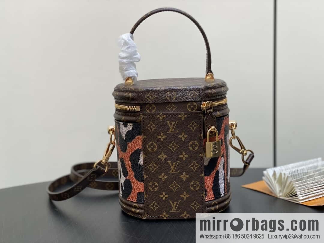 [Boutique‑grade] M13846 leopard print, drum bag, fortune bag VANITY handbag