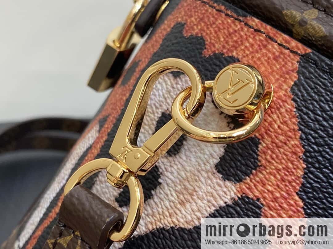 [Boutique‑grade] M13846 leopard print, drum bag, fortune bag VANITY handbag