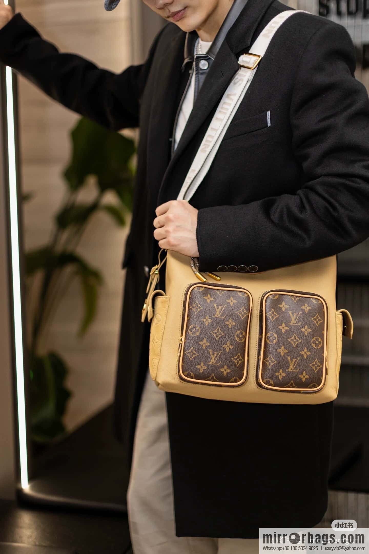 [Boutique‑grade] M12697 presbyopia brown, men's bag messenger bag series HOBO CARGO handbag