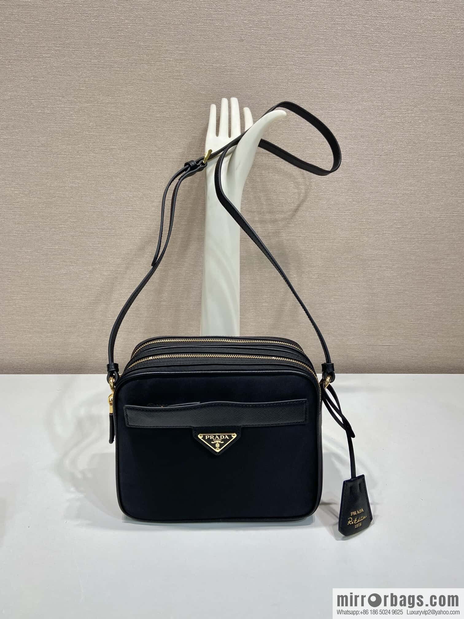 PRADA ๐ new ๐ 1BH218 shoulder bag๐๐