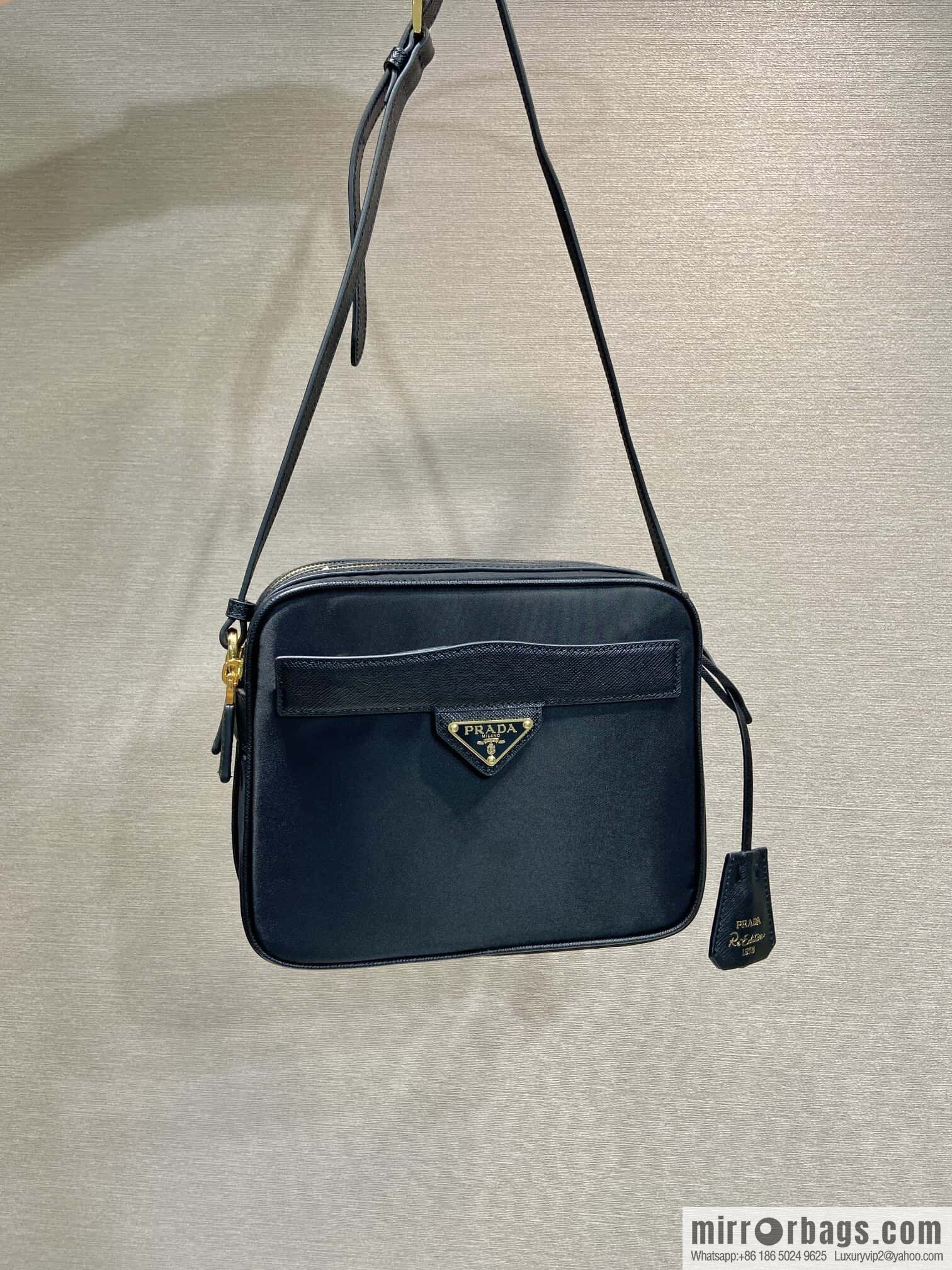 PRADA ๐ new ๐ 1BH218 shoulder bag๐๐