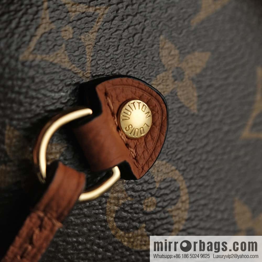 LV ππππππ
πππ chip diamond beating code shopping bag series #M