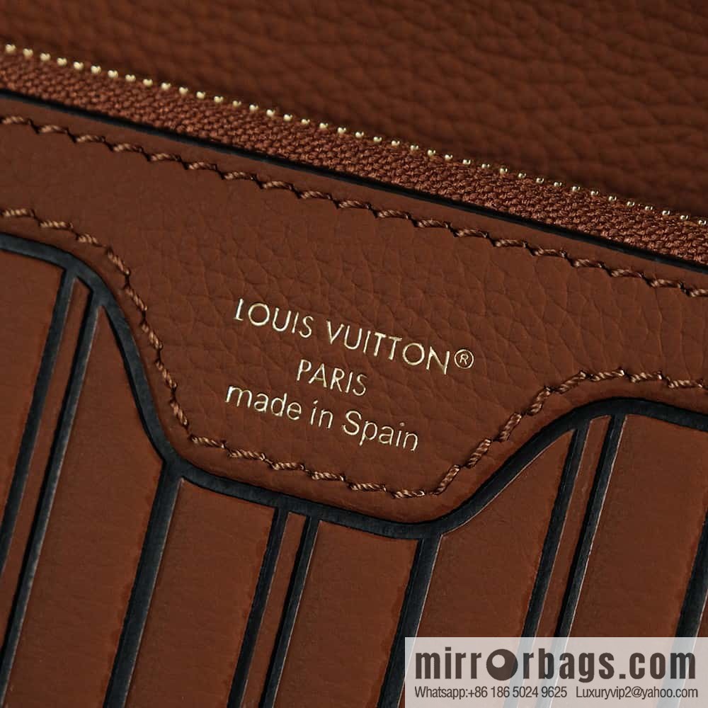LV ππππππ
πππ chip diamond beating code shopping bag series #M