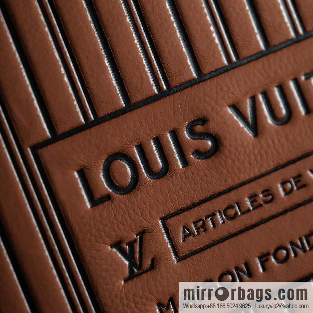 LV ππππππ
πππ chip diamond beating code shopping bag series #M