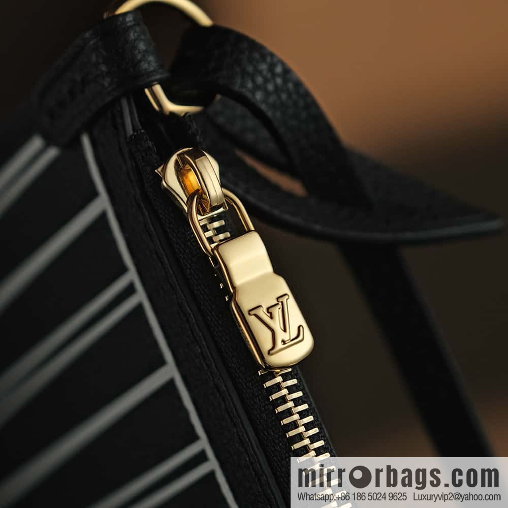 LV ππππππ
πππ chip diamond beating code shopping bag series #M