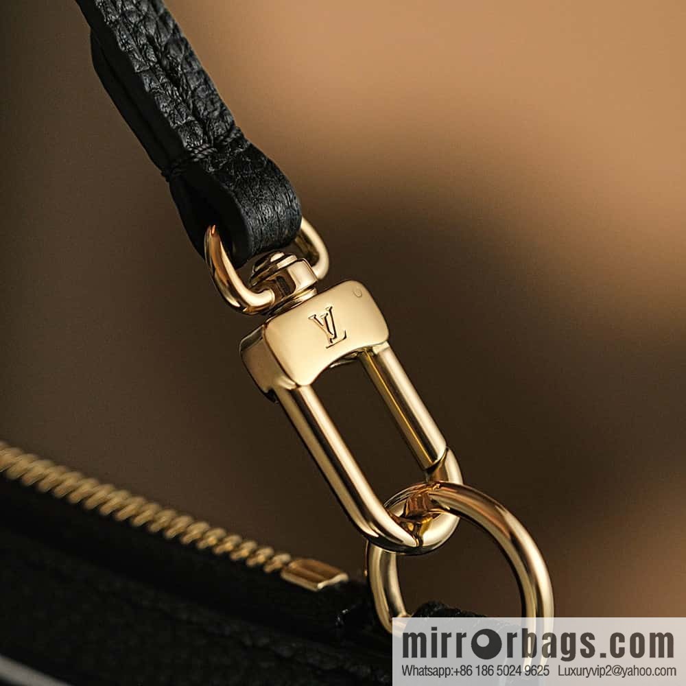 LV ππππππ
πππ chip diamond beating code shopping bag series #M