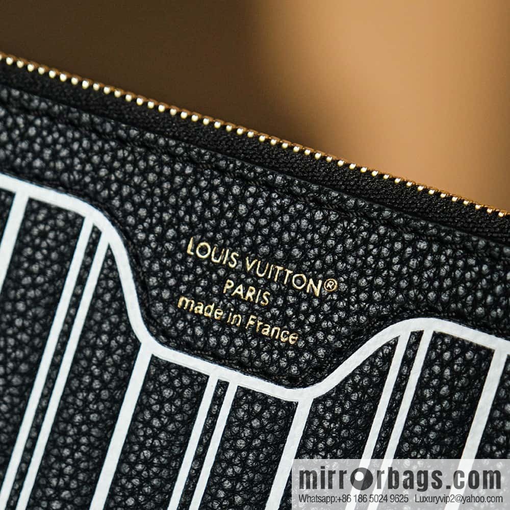 LV ππππππ
πππ chip diamond beating code shopping bag series #M