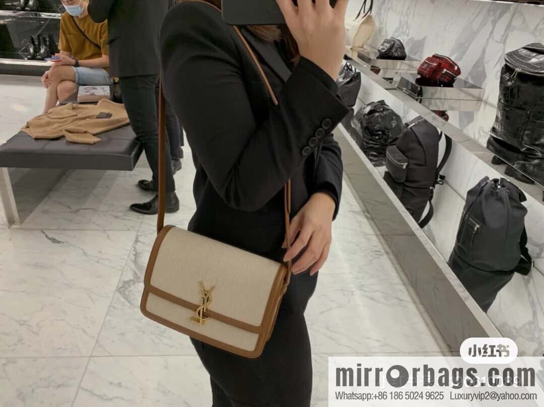 YSL 𝑺𝑶𝑳𝑭𝑬𝑹𝑰𝑵𝑶-𝟮𝟯𝒄𝒎 Model: 634305