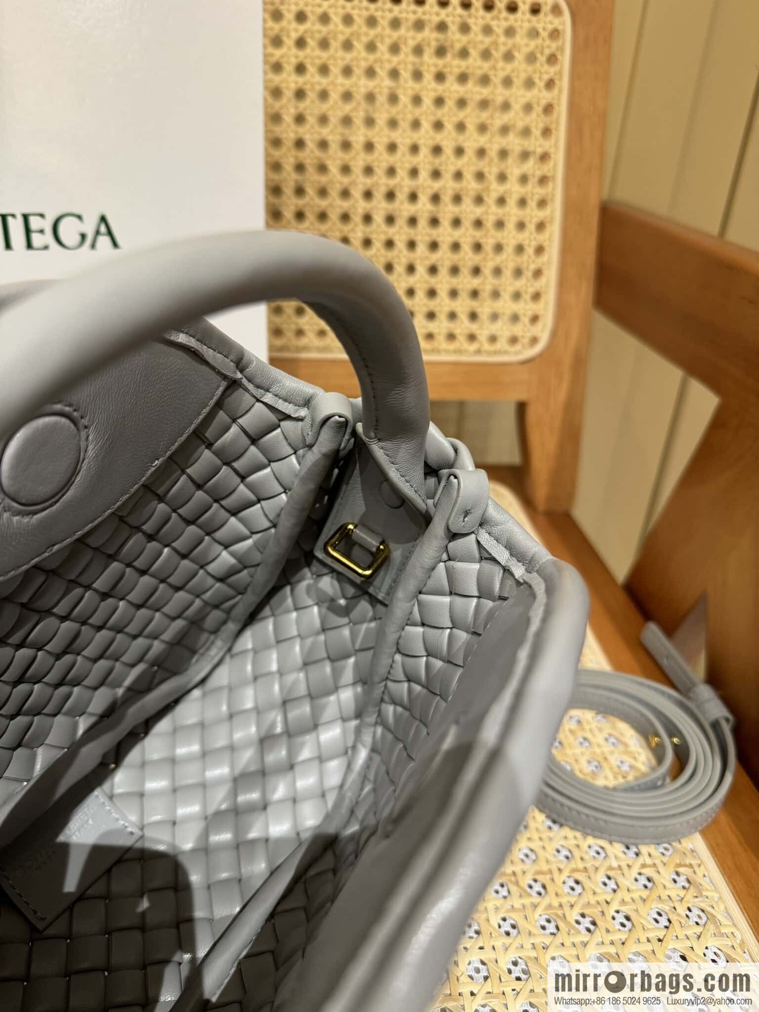 BV Small Cobble Handbag 805739 Silver Grey