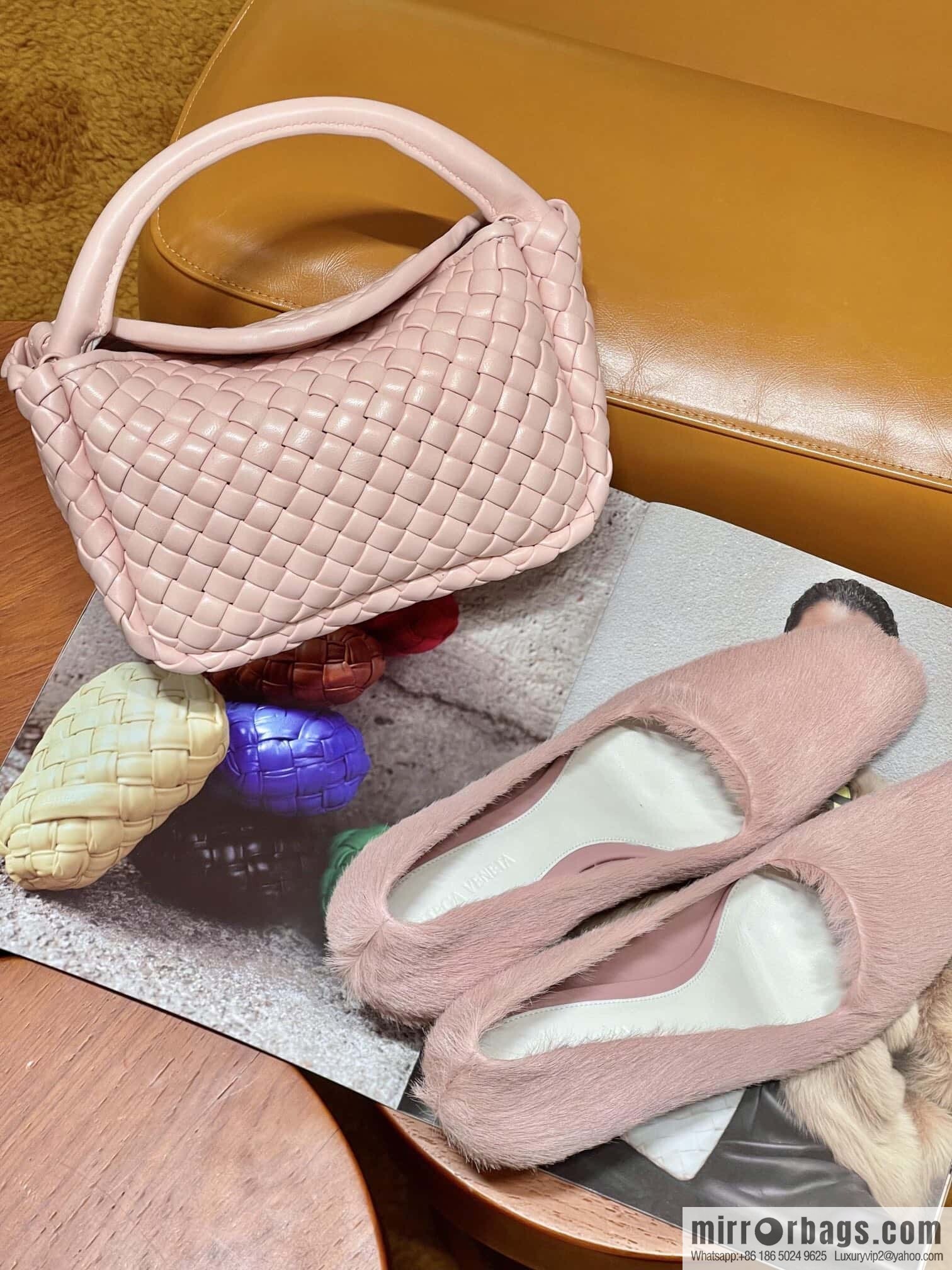 BV Small Cobble Handbag 805739 Embossed Powder
