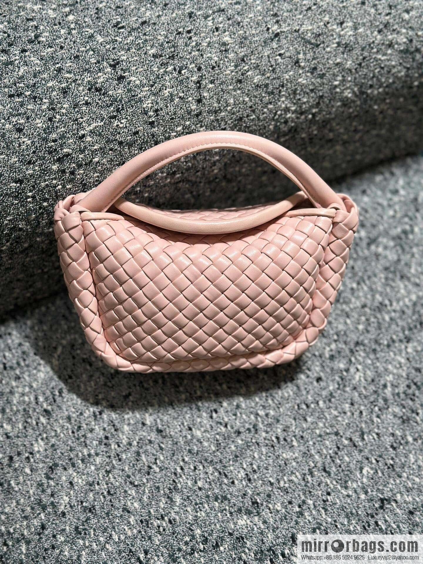 BV Small Cobble Handbag 805739 Embossed Powder