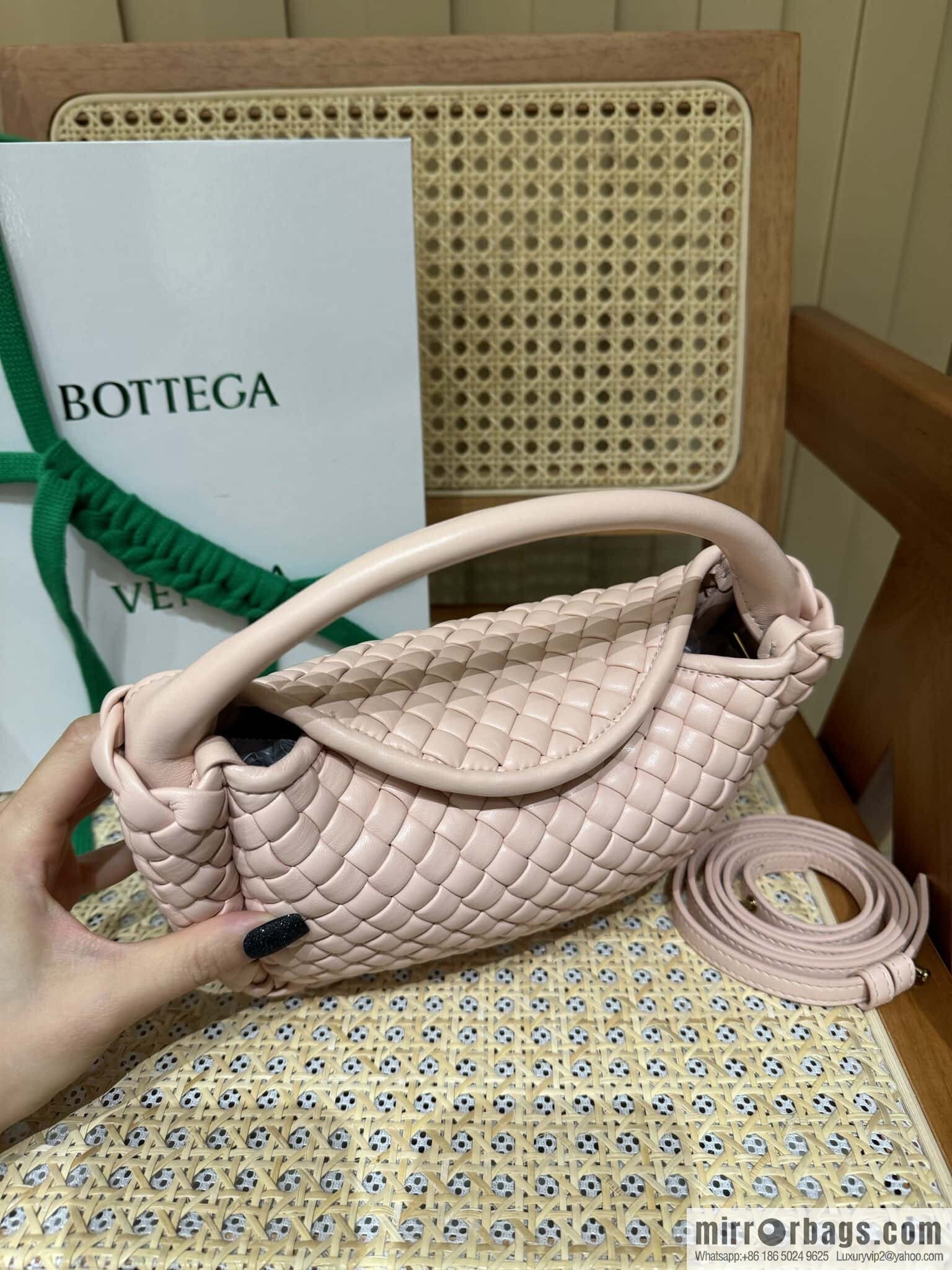 BV Small Cobble Handbag 805739 Embossed Powder