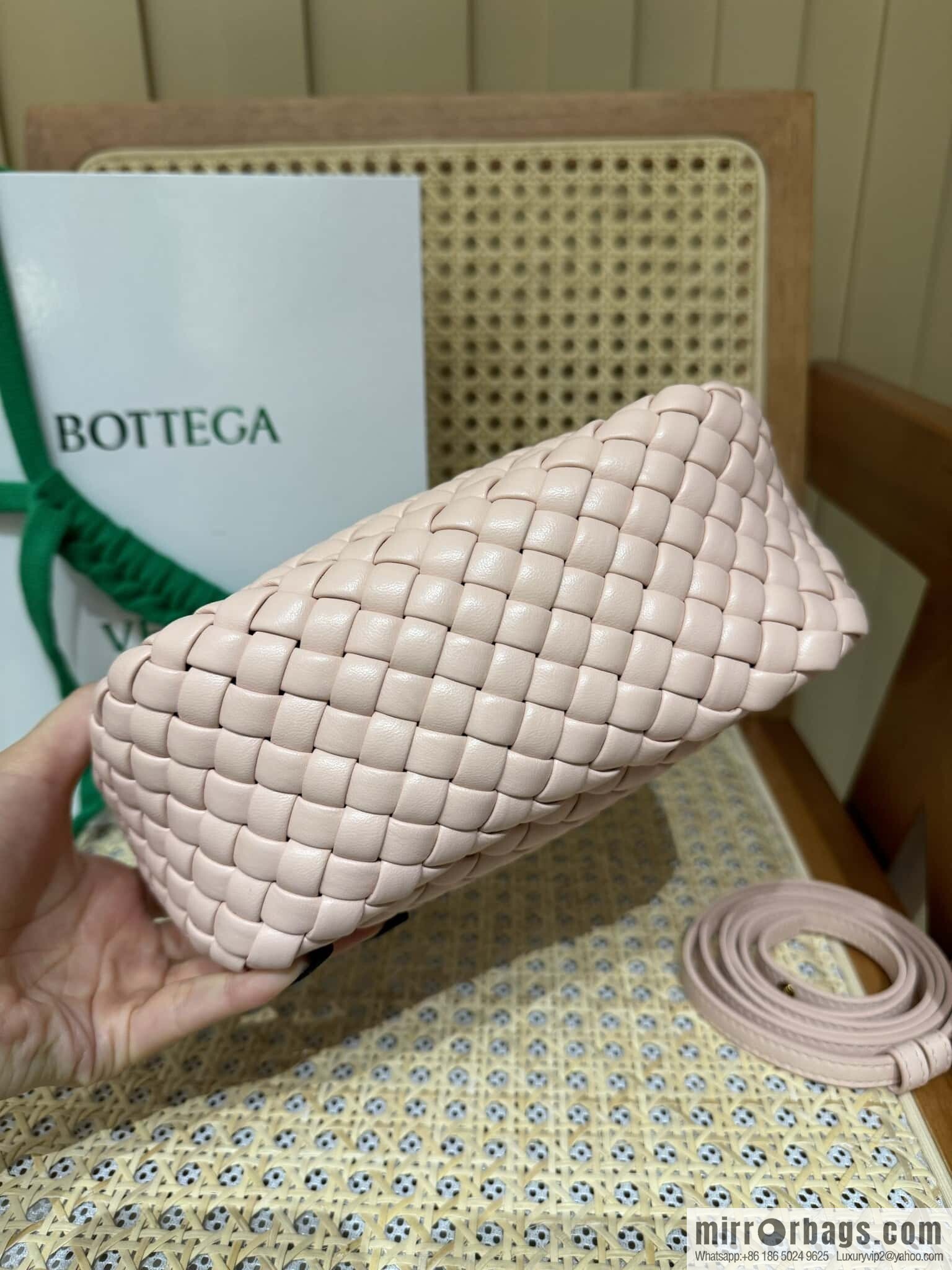 BV Small Cobble Handbag 805739 Embossed Powder