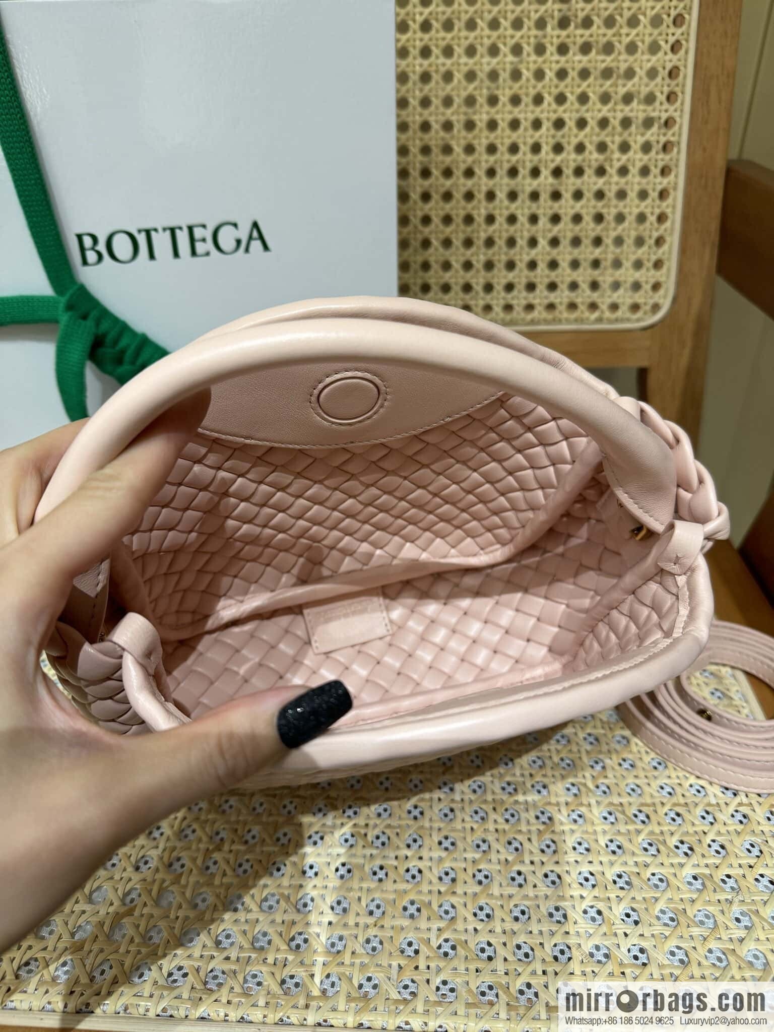 BV Small Cobble Handbag 805739 Embossed Powder