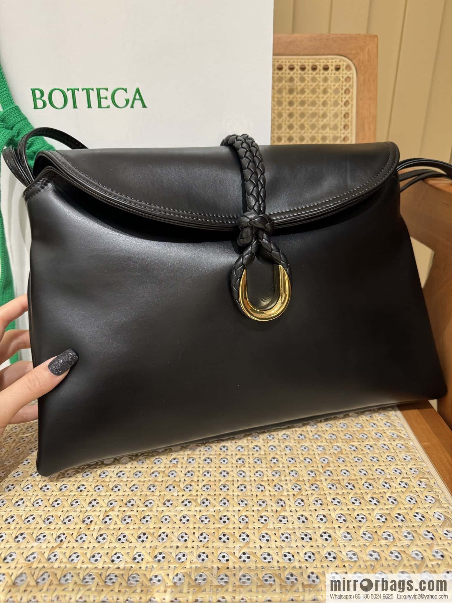 BV Large Liberta Crossbody Bag 806034 Black