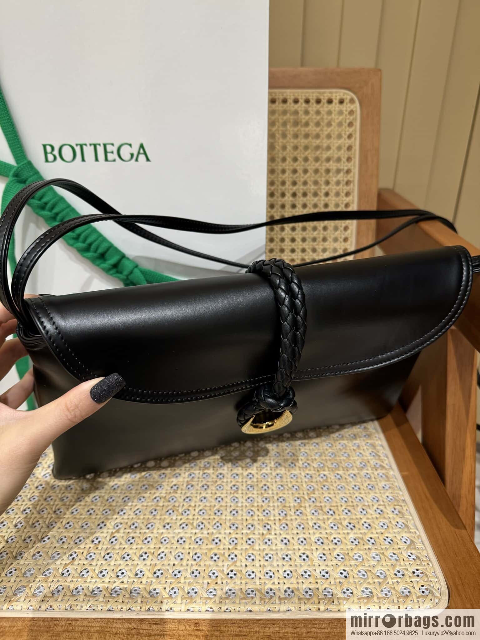 BV Large Liberta Crossbody Bag 806034 Black