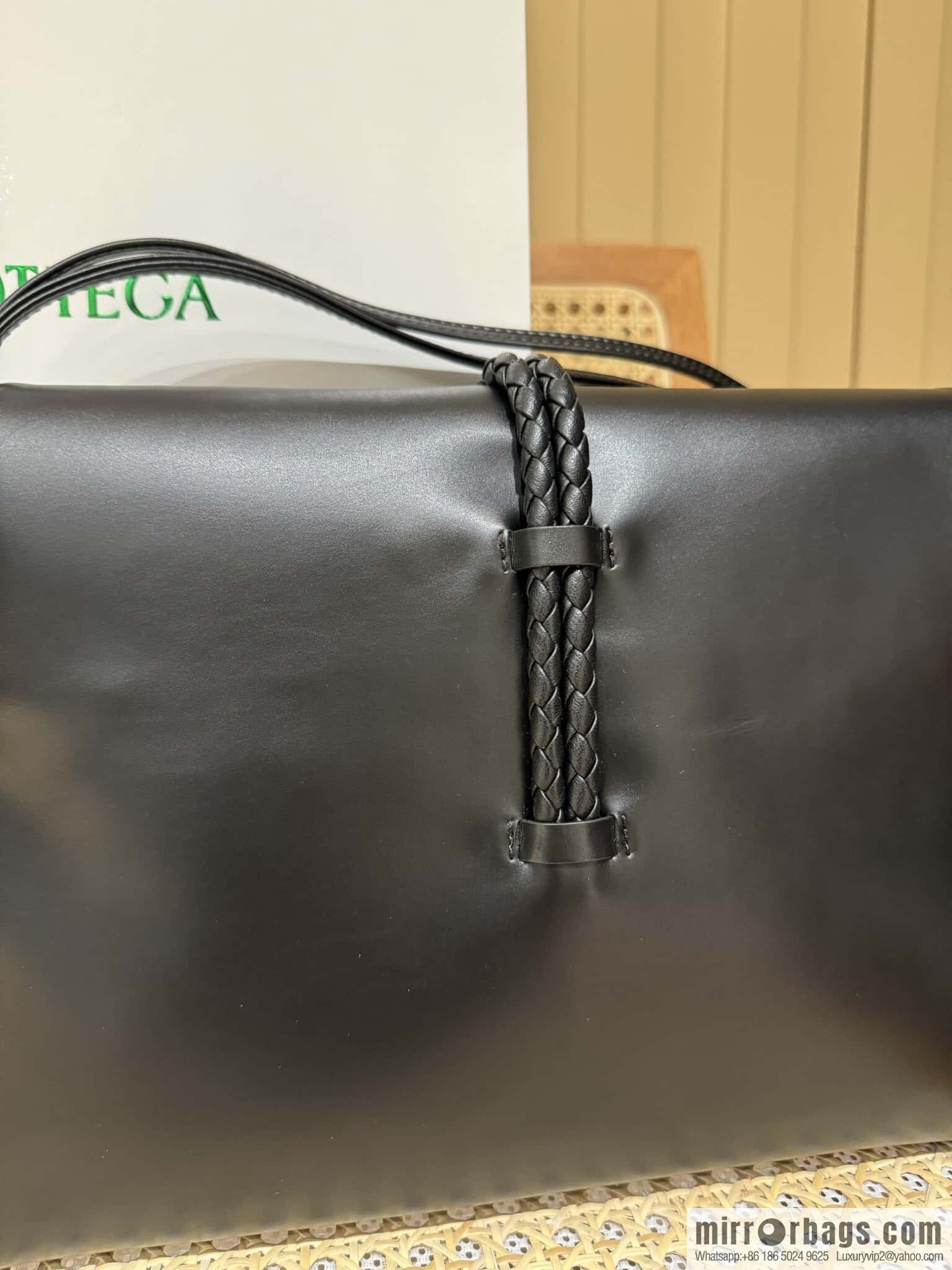 BV Large Liberta Crossbody Bag 806034 Black