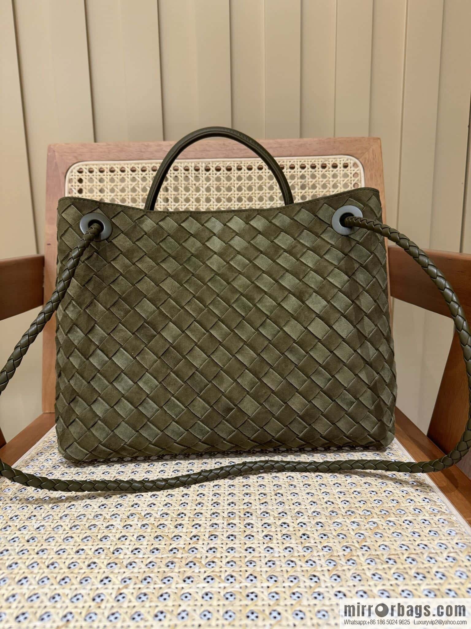 BV Medium Andiamo Handbag 766016 Suede Olive Oil Green